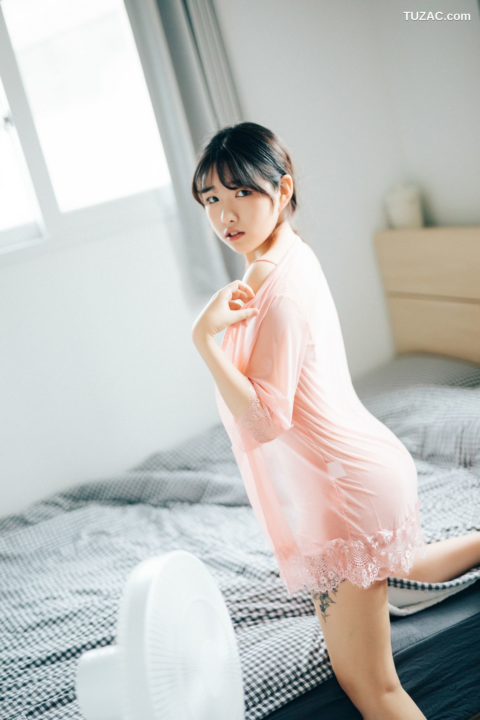 SonSon-손손-在家里的约会-无圣光-Date-at-home-Loozy