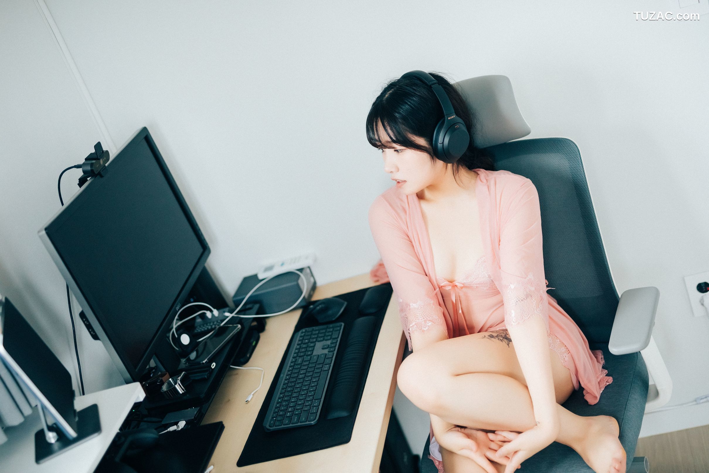 SonSon-손손-在家里的约会-无圣光-Date-at-home-Loozy