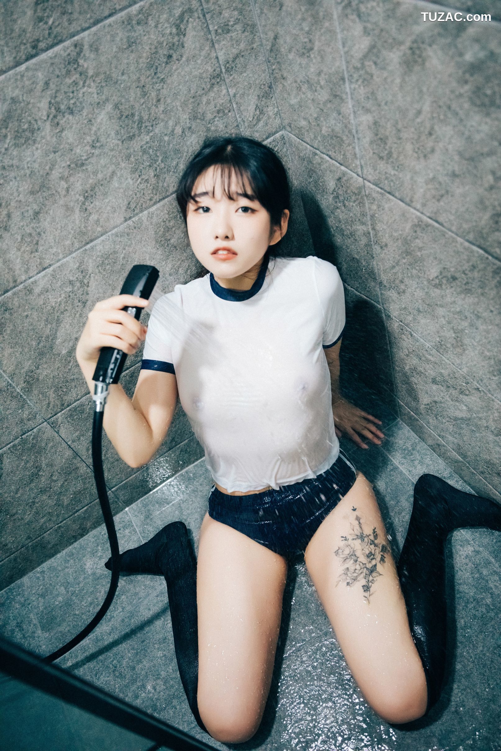 SonSon-손손-在家里的约会-无圣光-Date-at-home-Loozy