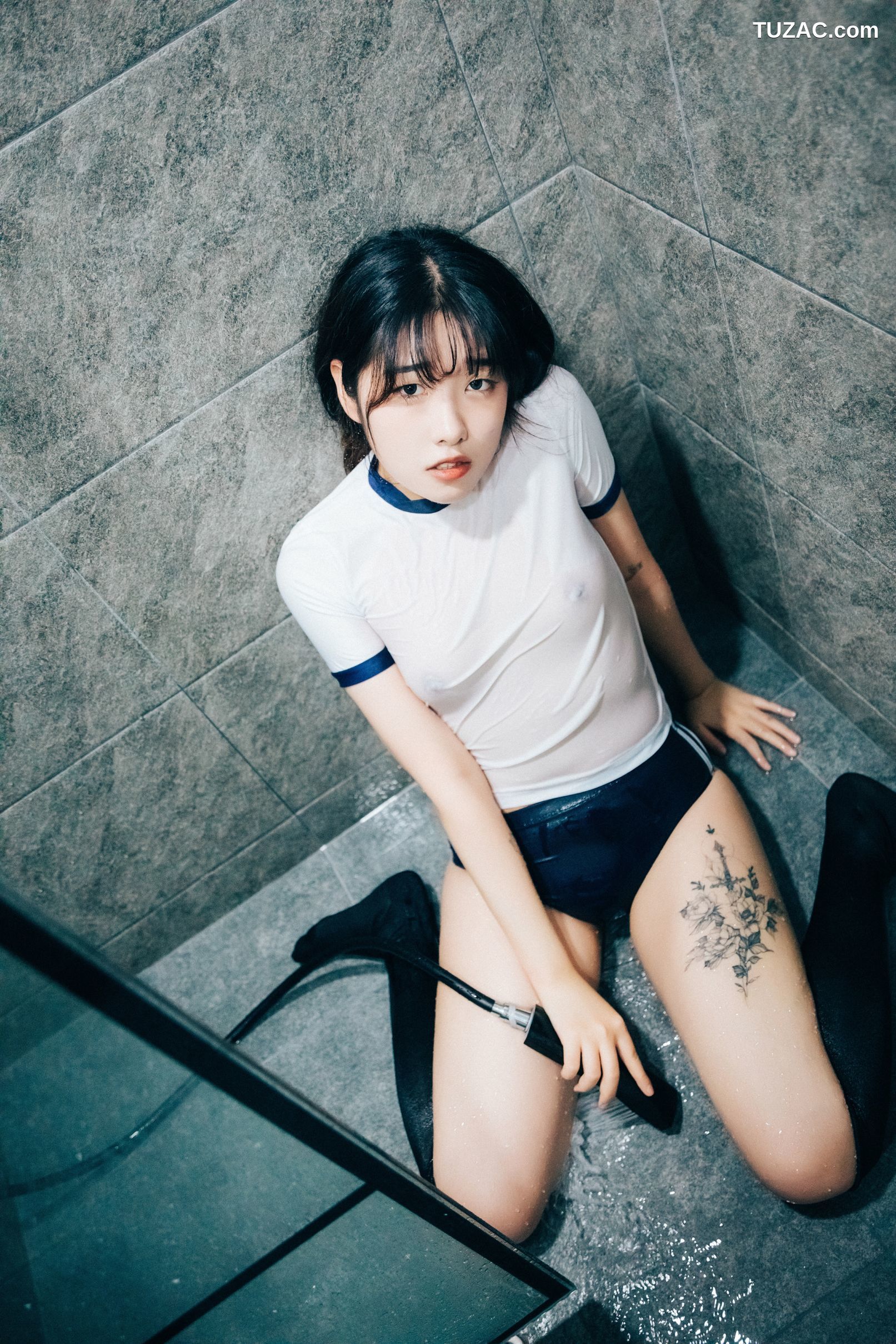 SonSon-손손-在家里的约会-无圣光-Date-at-home-Loozy