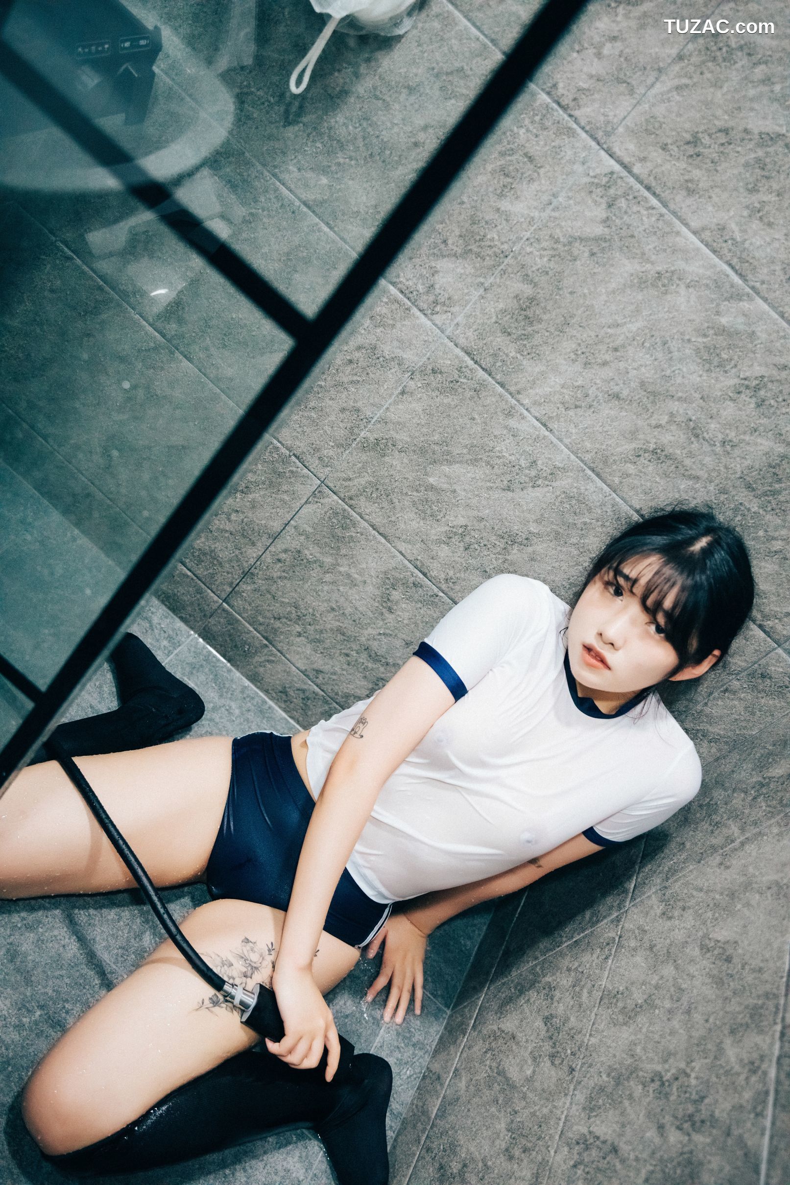 SonSon-손손-在家里的约会-无圣光-Date-at-home-Loozy