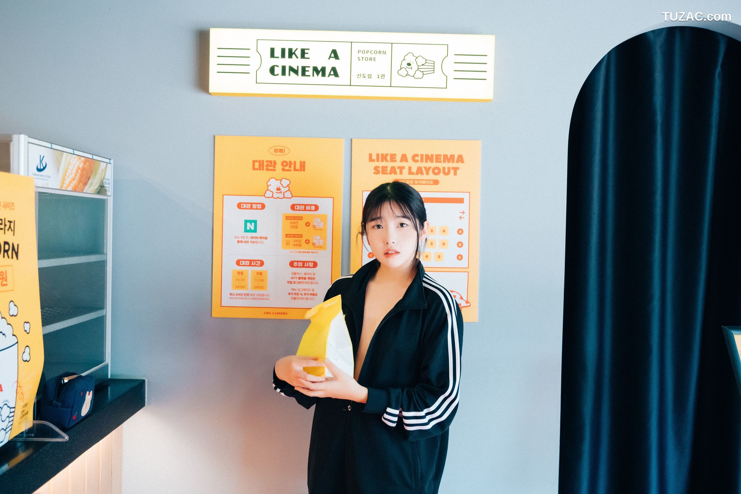 Sonson-손손-影院裸露女孩-无圣光-Cinema-Girl-Loozy