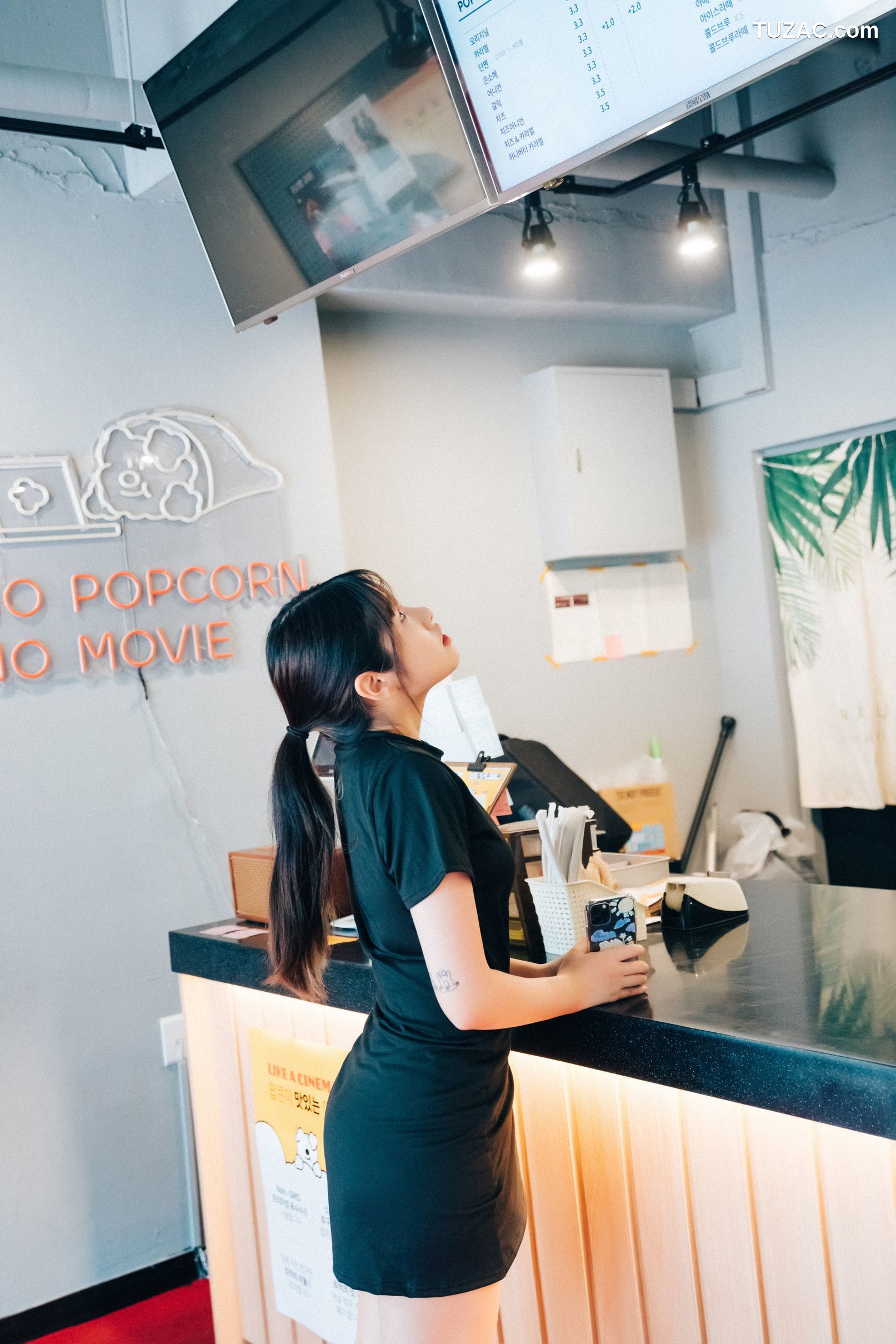 Sonson-손손-影院裸露女孩-无圣光-Cinema-Girl-Loozy