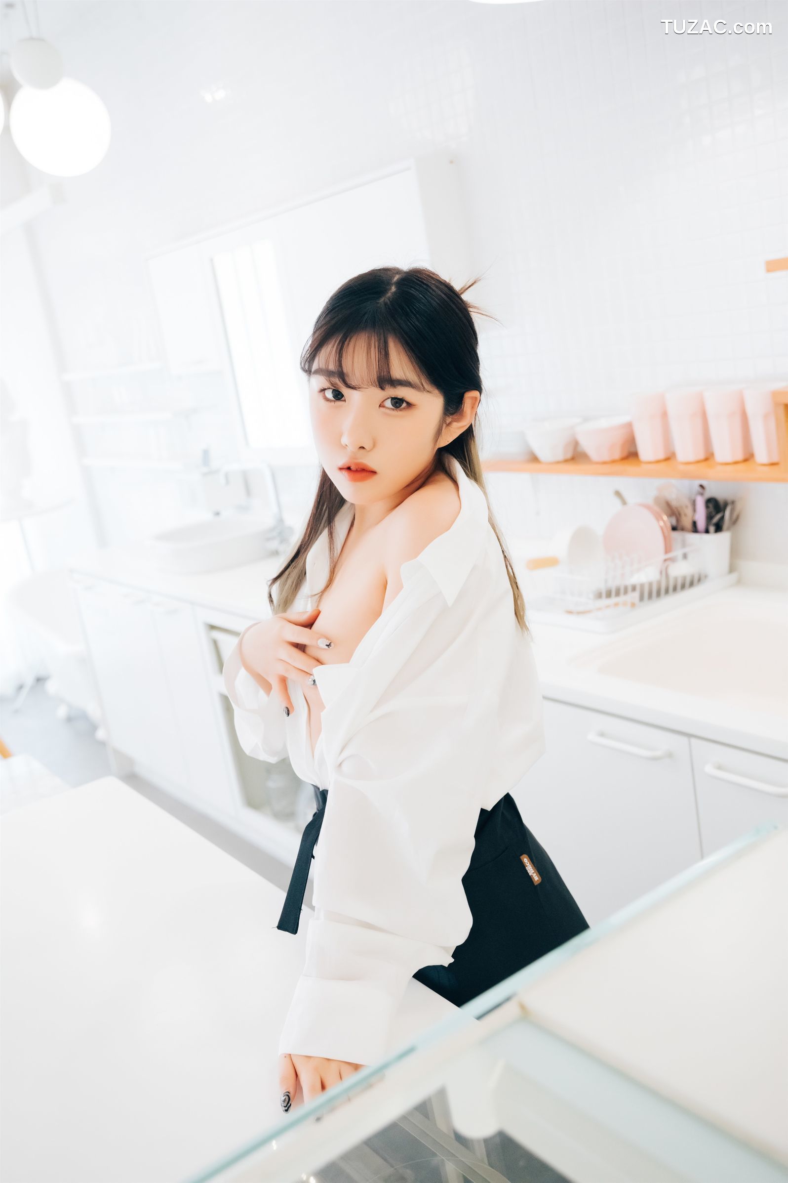 Sonson-손손-真空围裙-Nude-Apron-Loozy