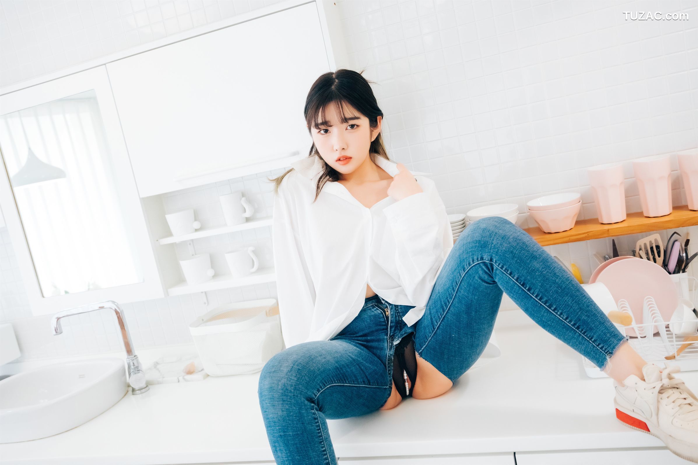 Sonson-손손-真空围裙-Nude-Apron-Loozy