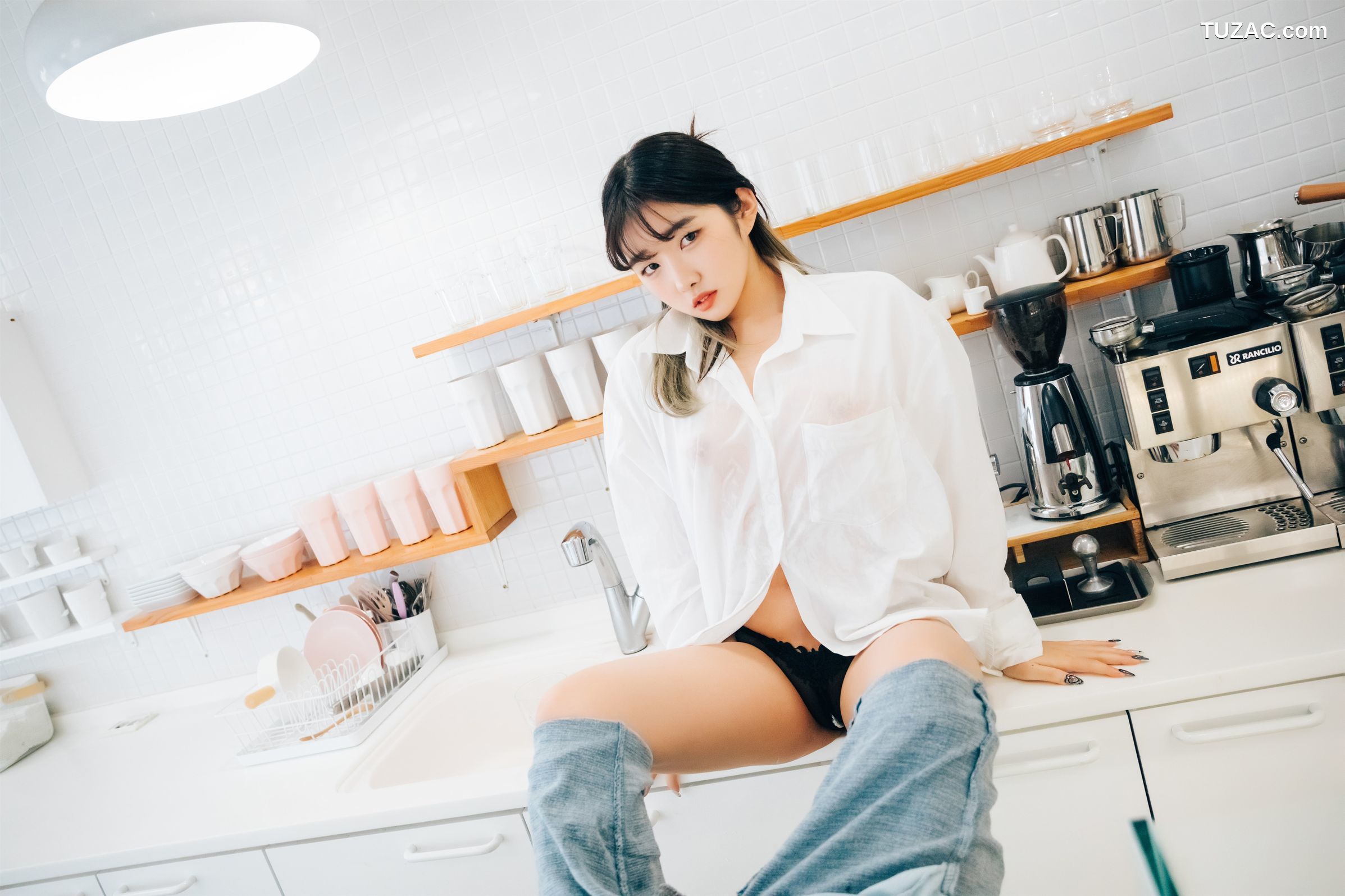 Sonson-손손-真空围裙-Nude-Apron-Loozy