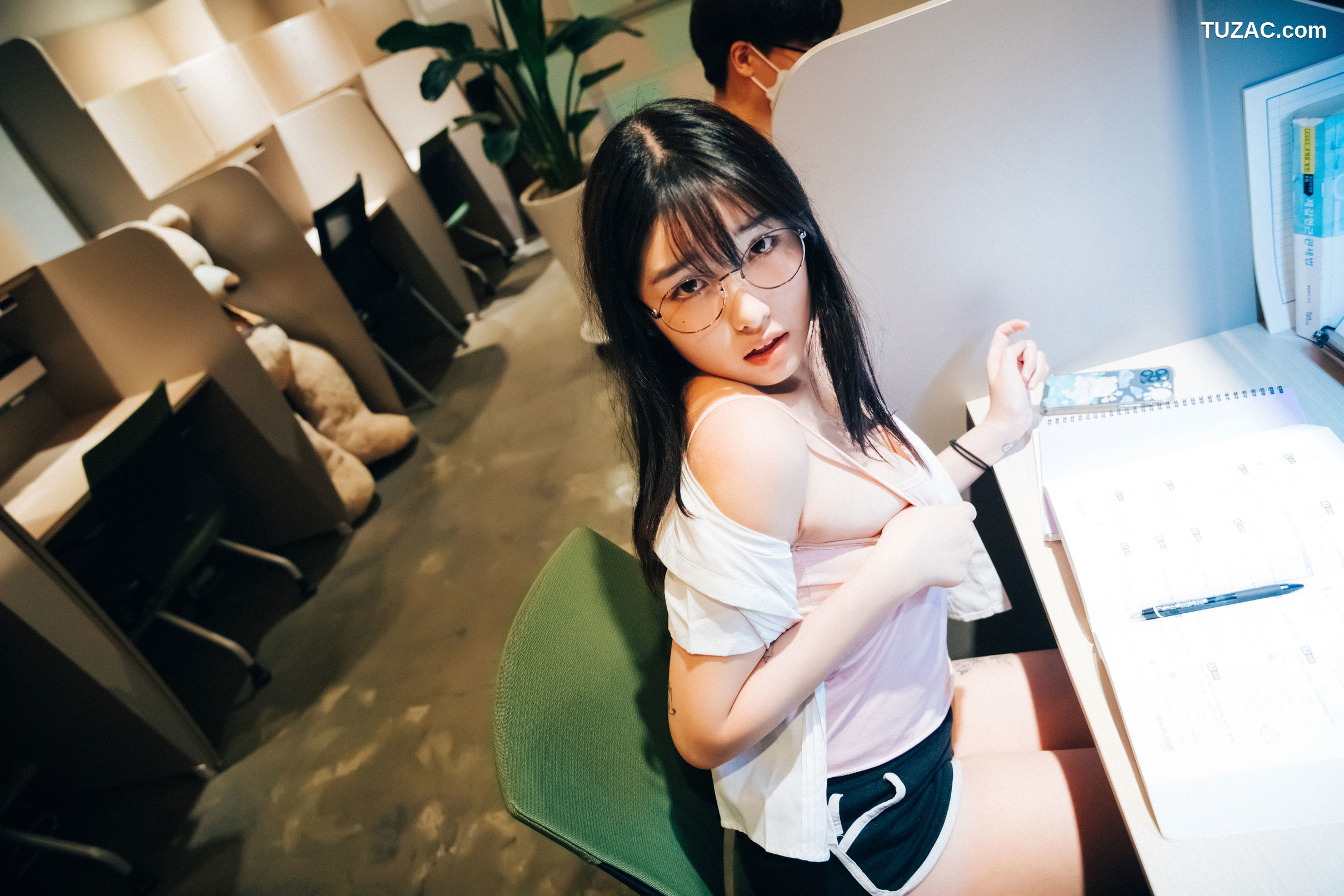 Sonson-손손-自习室-Reading-room-无圣光-Loozy