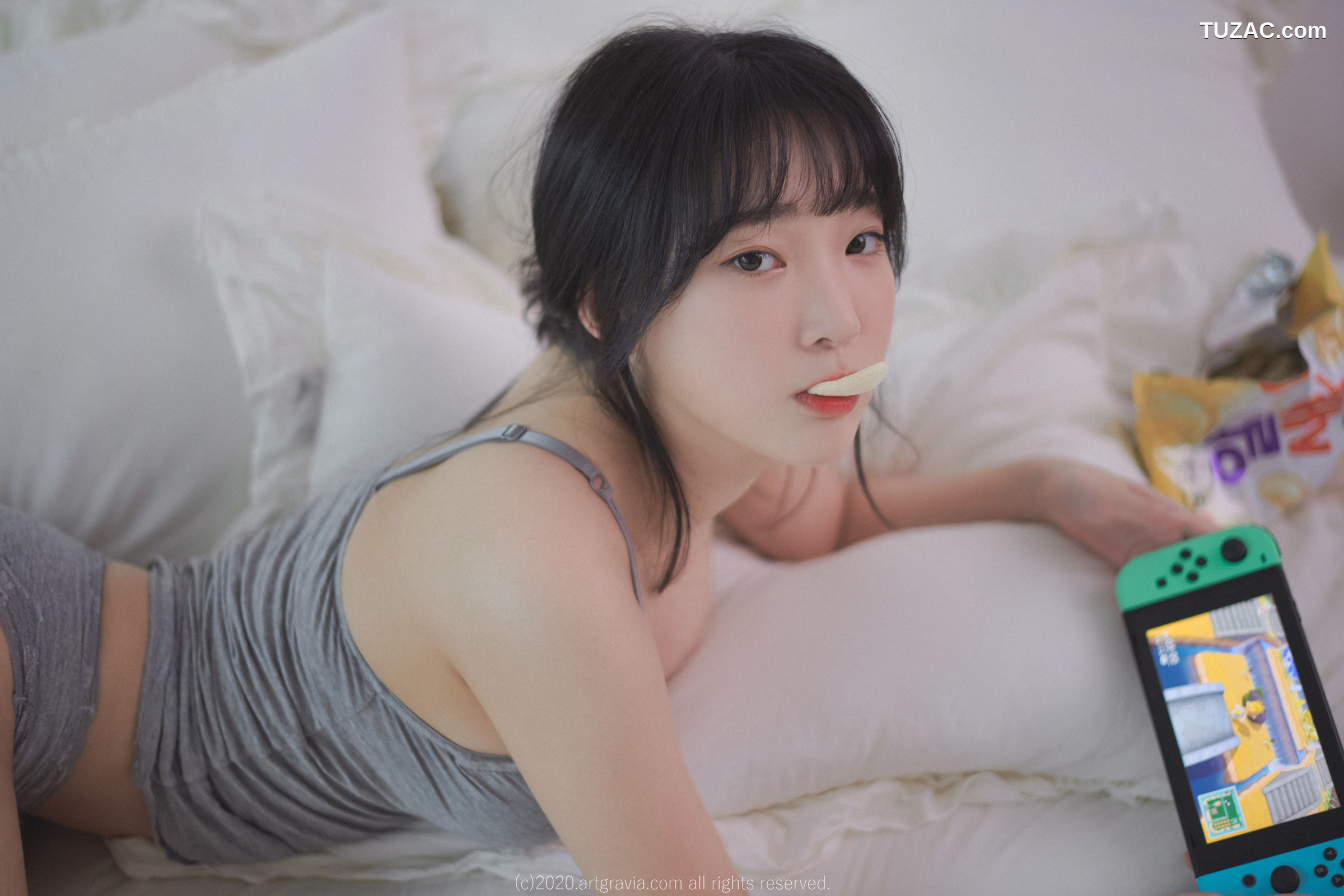 姜仁卿-ARTGRAVIA-161-巨乳吊带背心少女-Inkyung