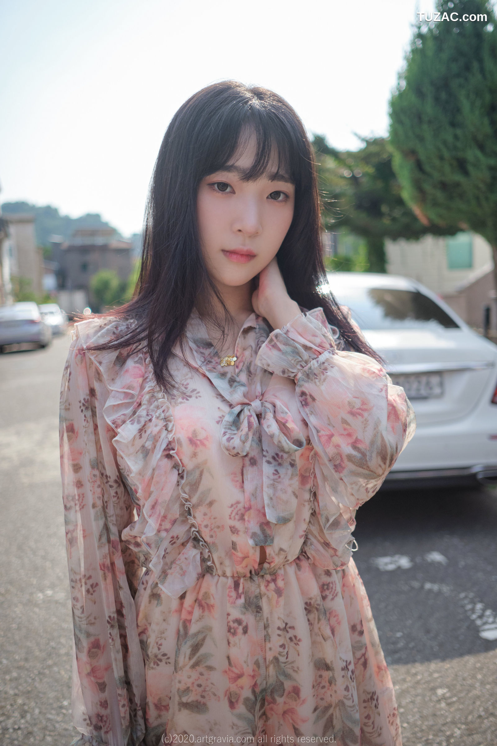 姜仁卿-ARTGRAVIA-180-花裙少女的诱惑-Inkyung