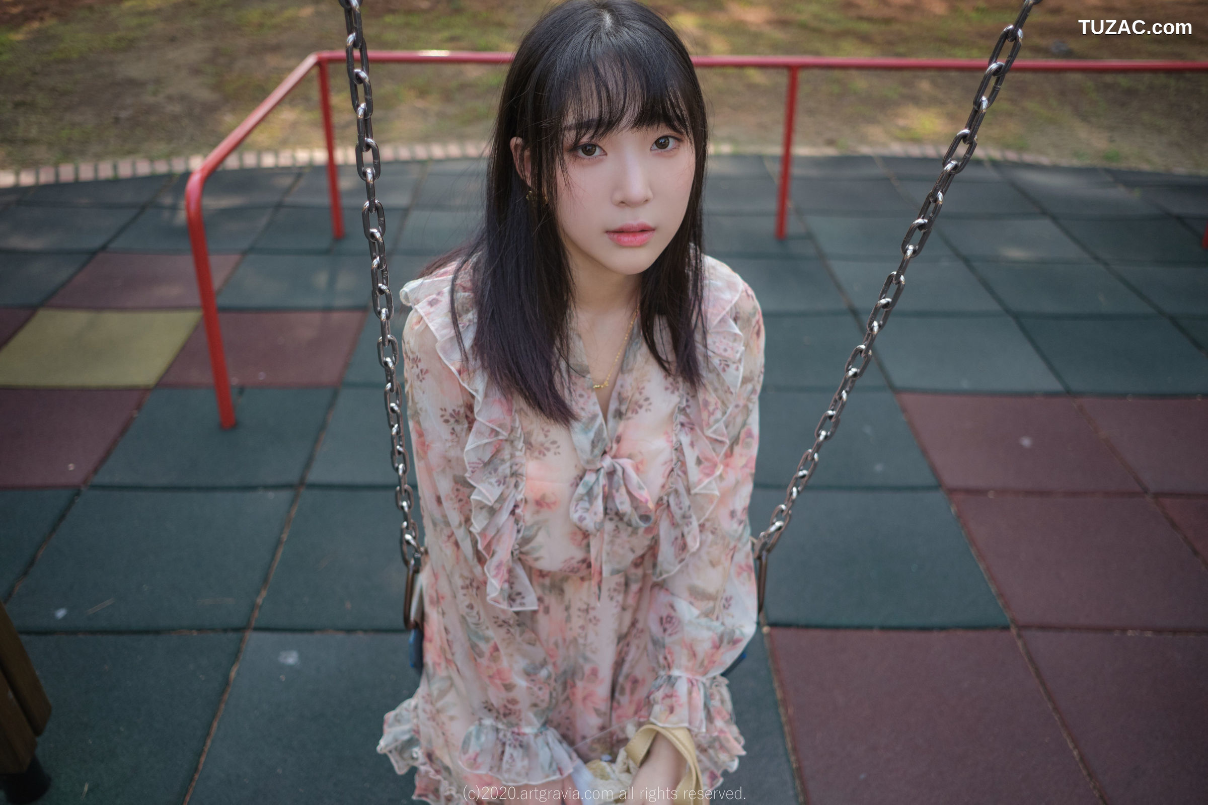 姜仁卿-ARTGRAVIA-180-花裙少女的诱惑-Inkyung