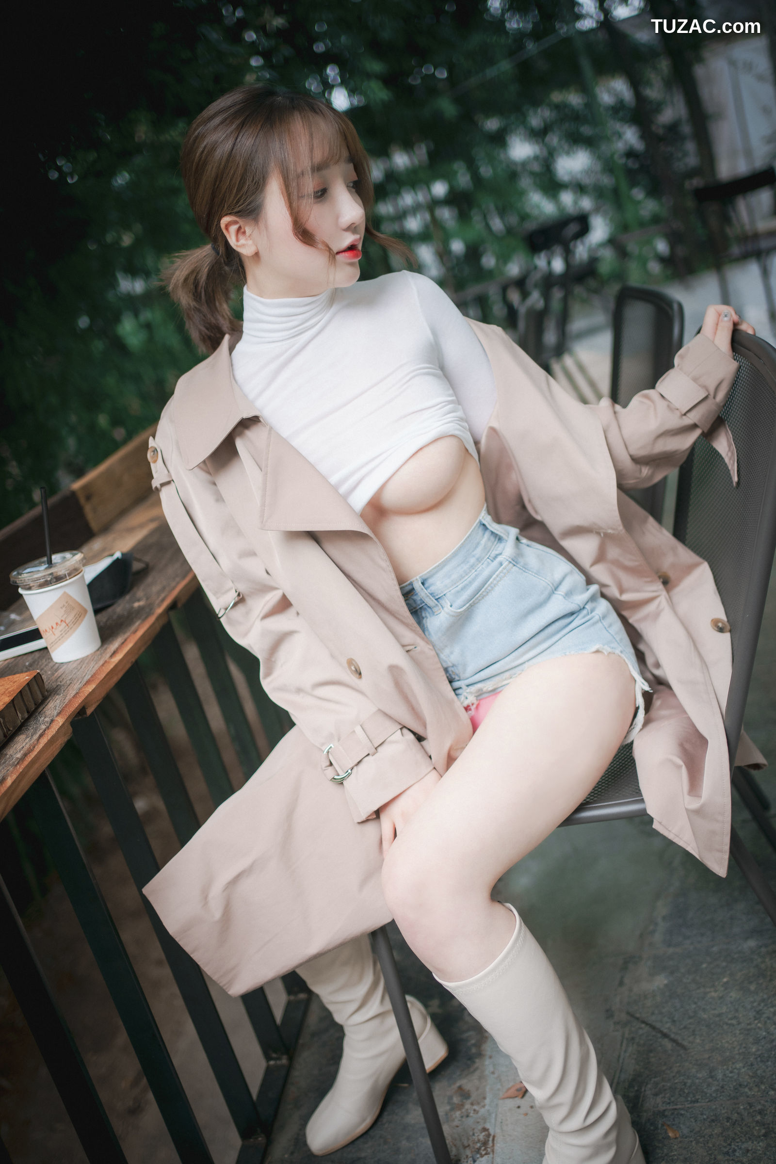 孙乐乐-Son-Ye-Eun-A-Snap-of-Intimacy-亲密的瞬间