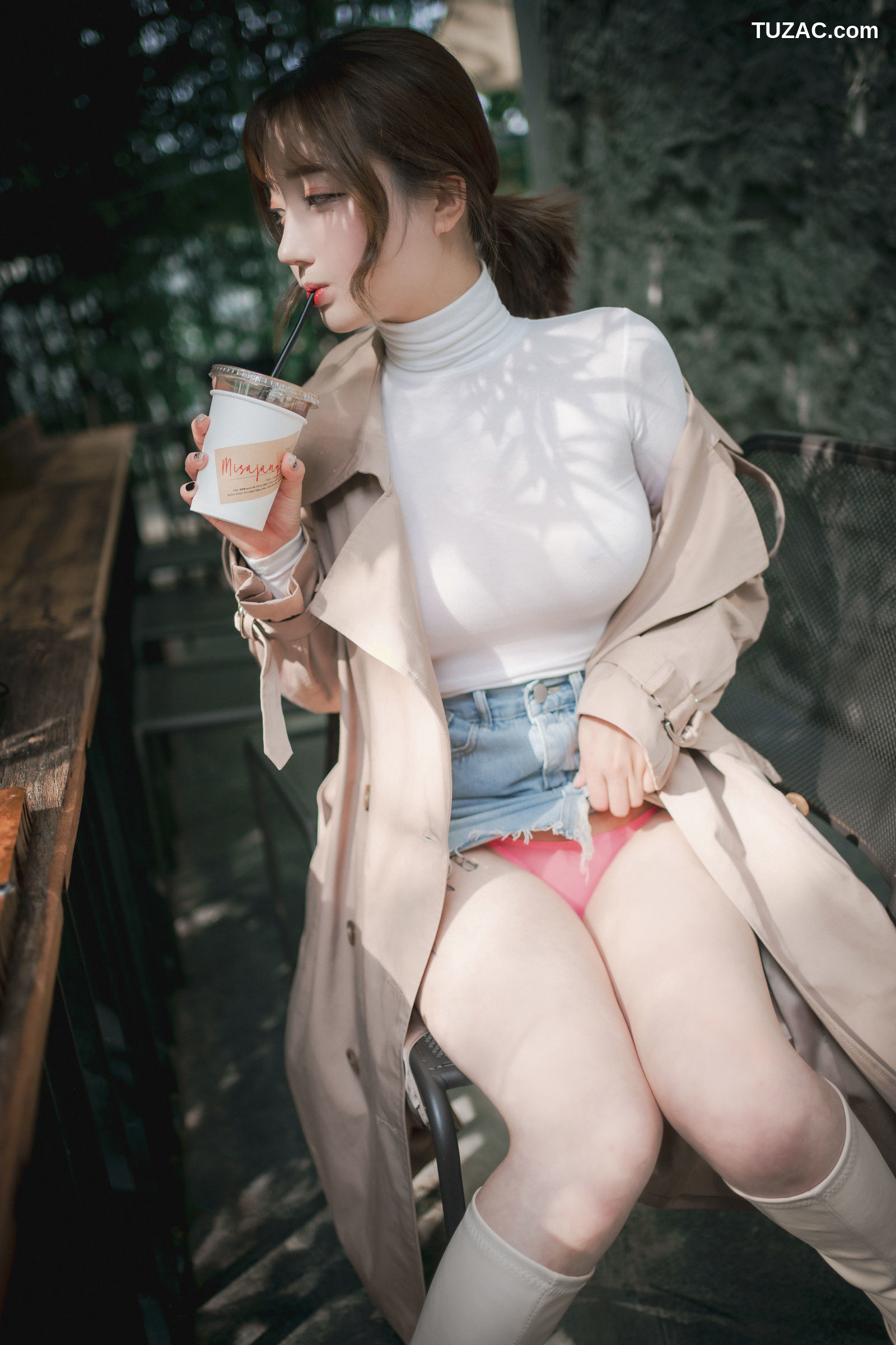 孙乐乐-Son-Ye-Eun-A-Snap-of-Intimacy-亲密的瞬间