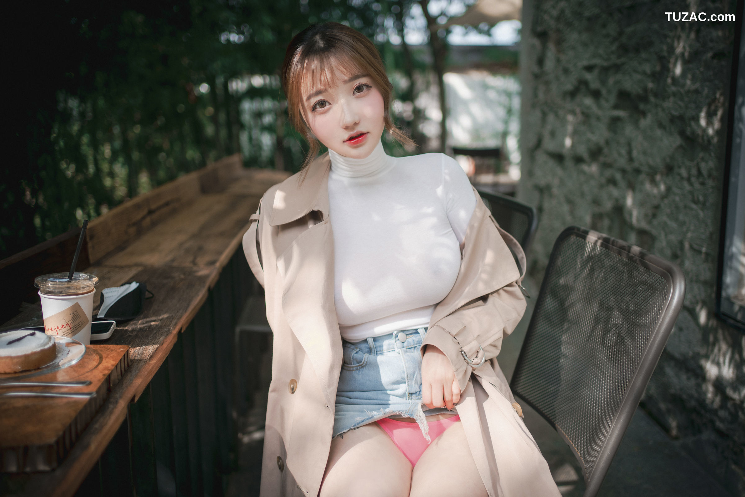 孙乐乐-Son-Ye-Eun-A-Snap-of-Intimacy-亲密的瞬间