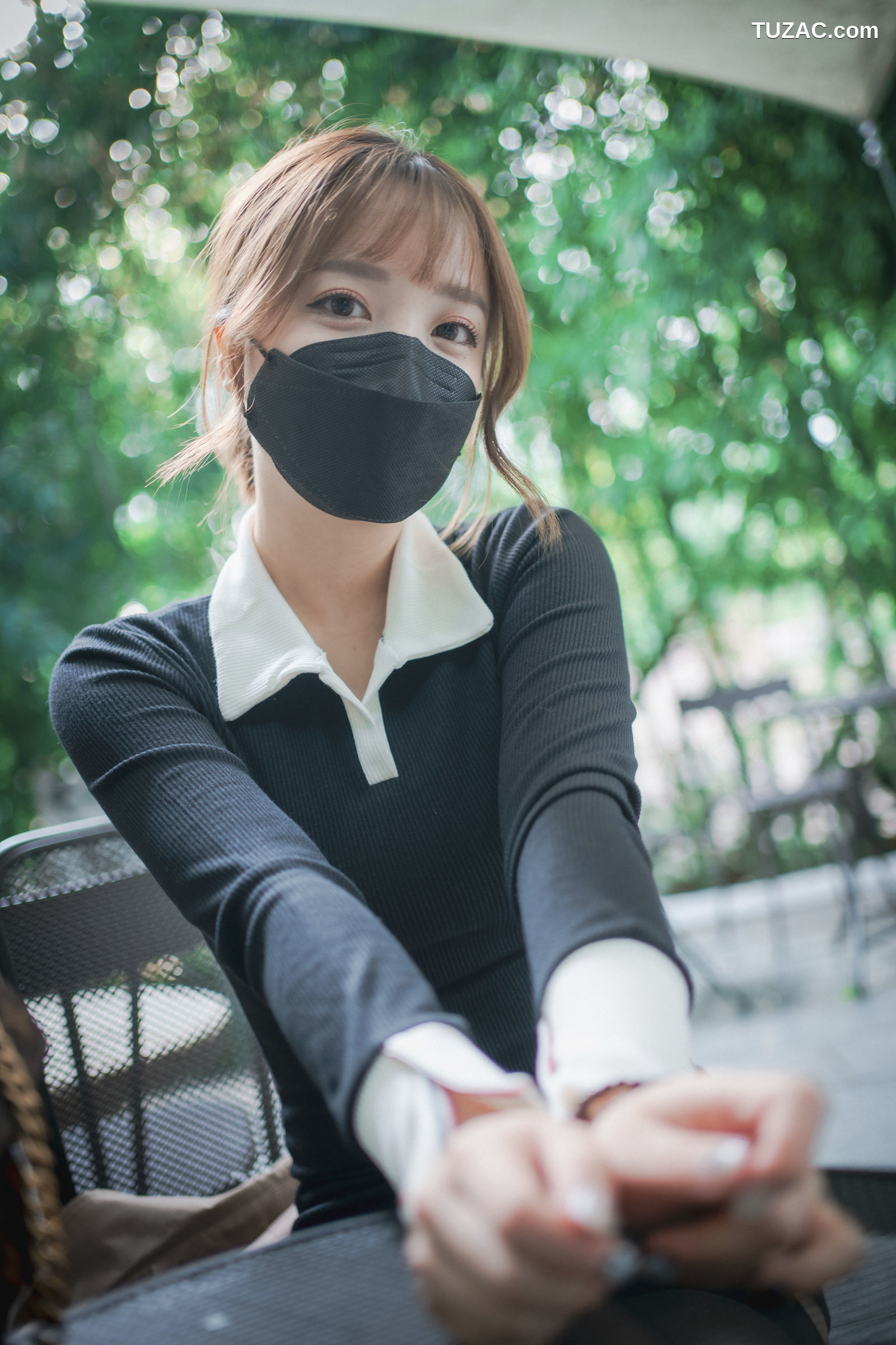 孙乐乐-Son-Ye-Eun-A-Snap-of-Intimacy-亲密的瞬间