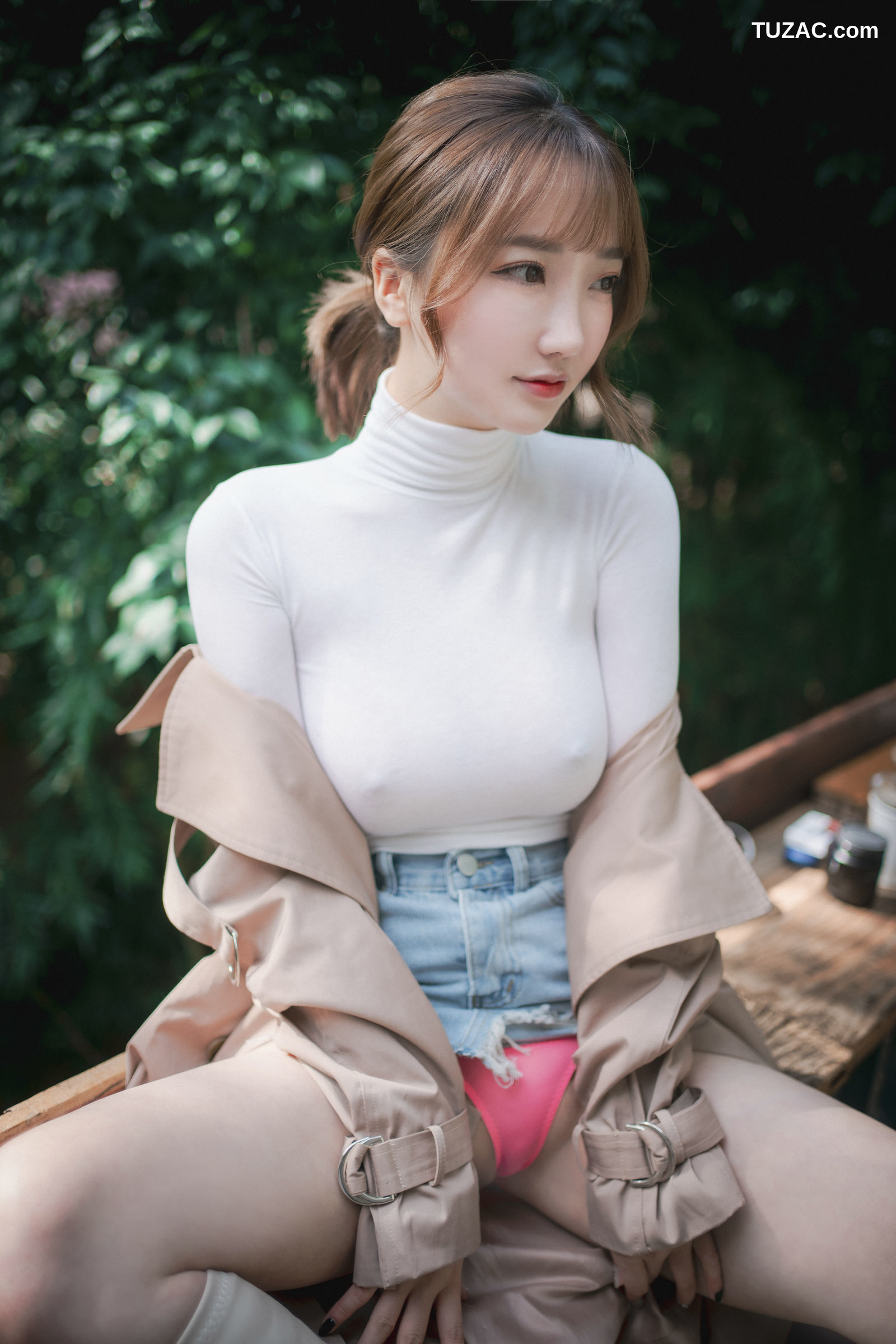 孙乐乐-Son-Ye-Eun-A-Snap-of-Intimacy-亲密的瞬间
