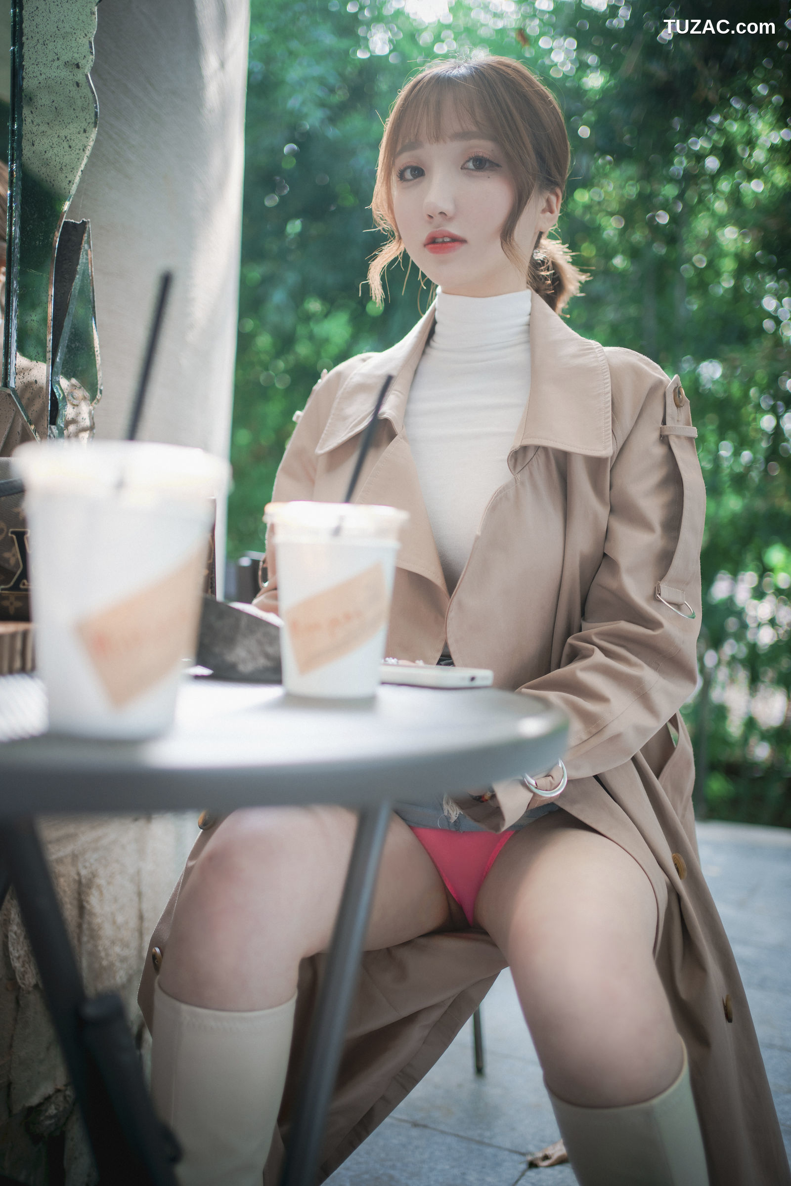 孙乐乐-Son-Ye-Eun-A-Snap-of-Intimacy-亲密的瞬间