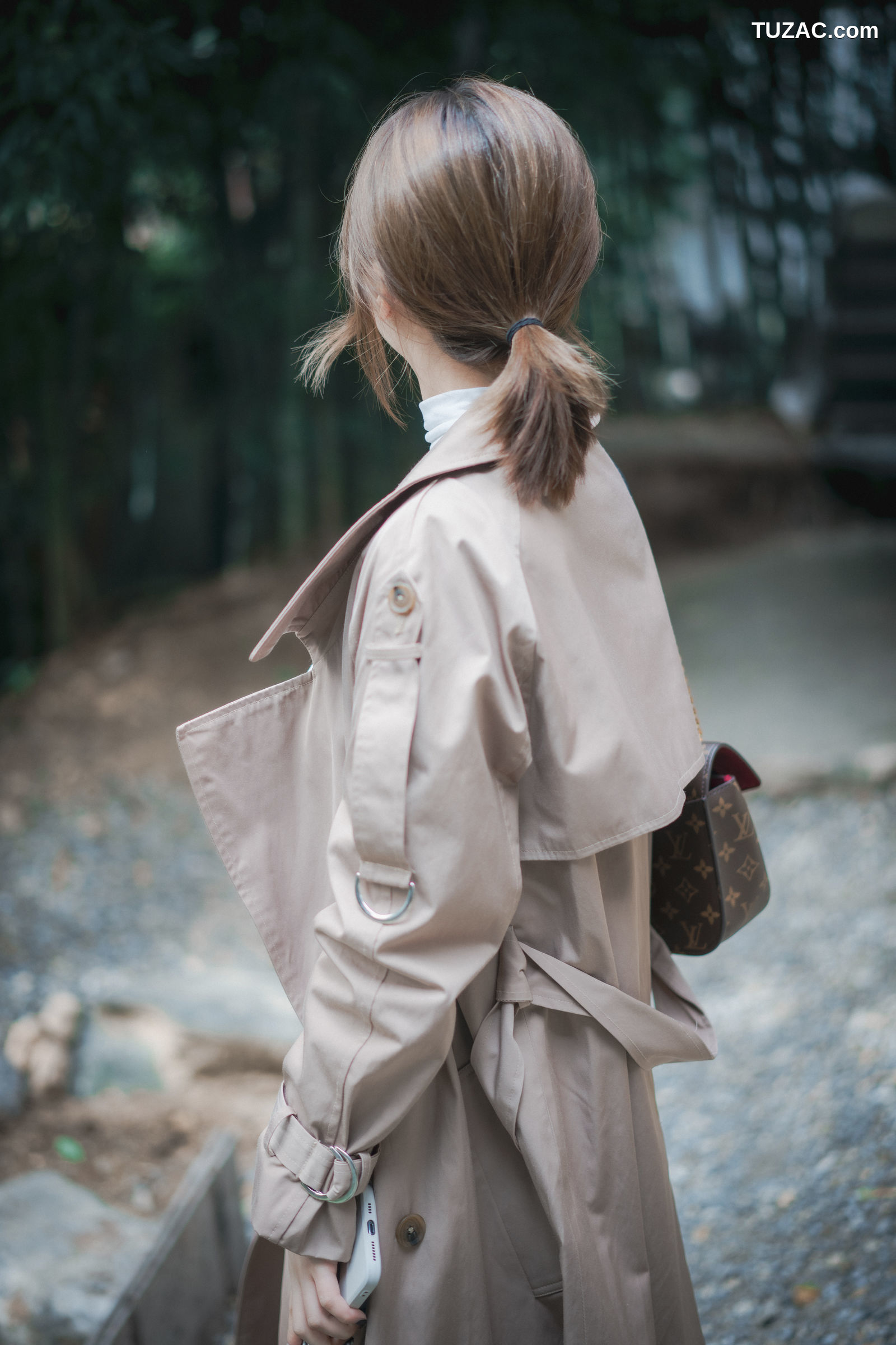 孙乐乐-Son-Ye-Eun-A-Snap-of-Intimacy-亲密的瞬间