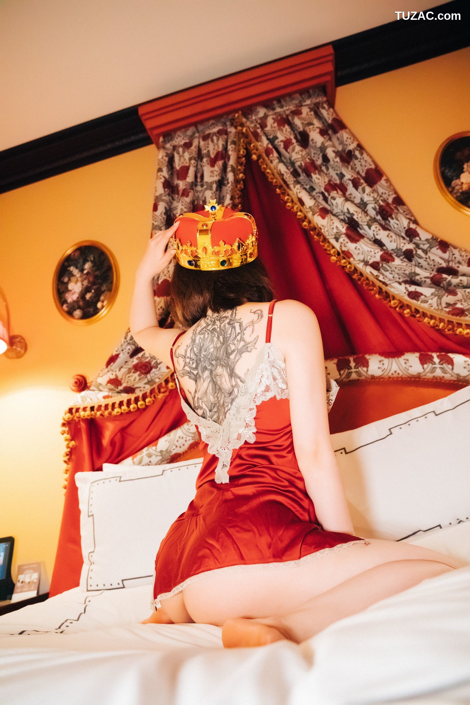 孙乐乐-Son-Ye-Eun-光环女王-Halloqueen-[Loozy]-无圣光