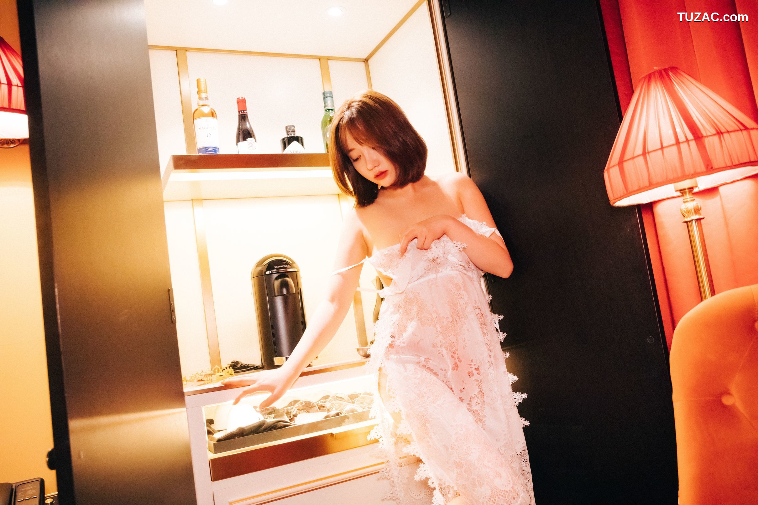 孙乐乐-Son-Ye-Eun-光环女王-Halloqueen-[Loozy]-无圣光