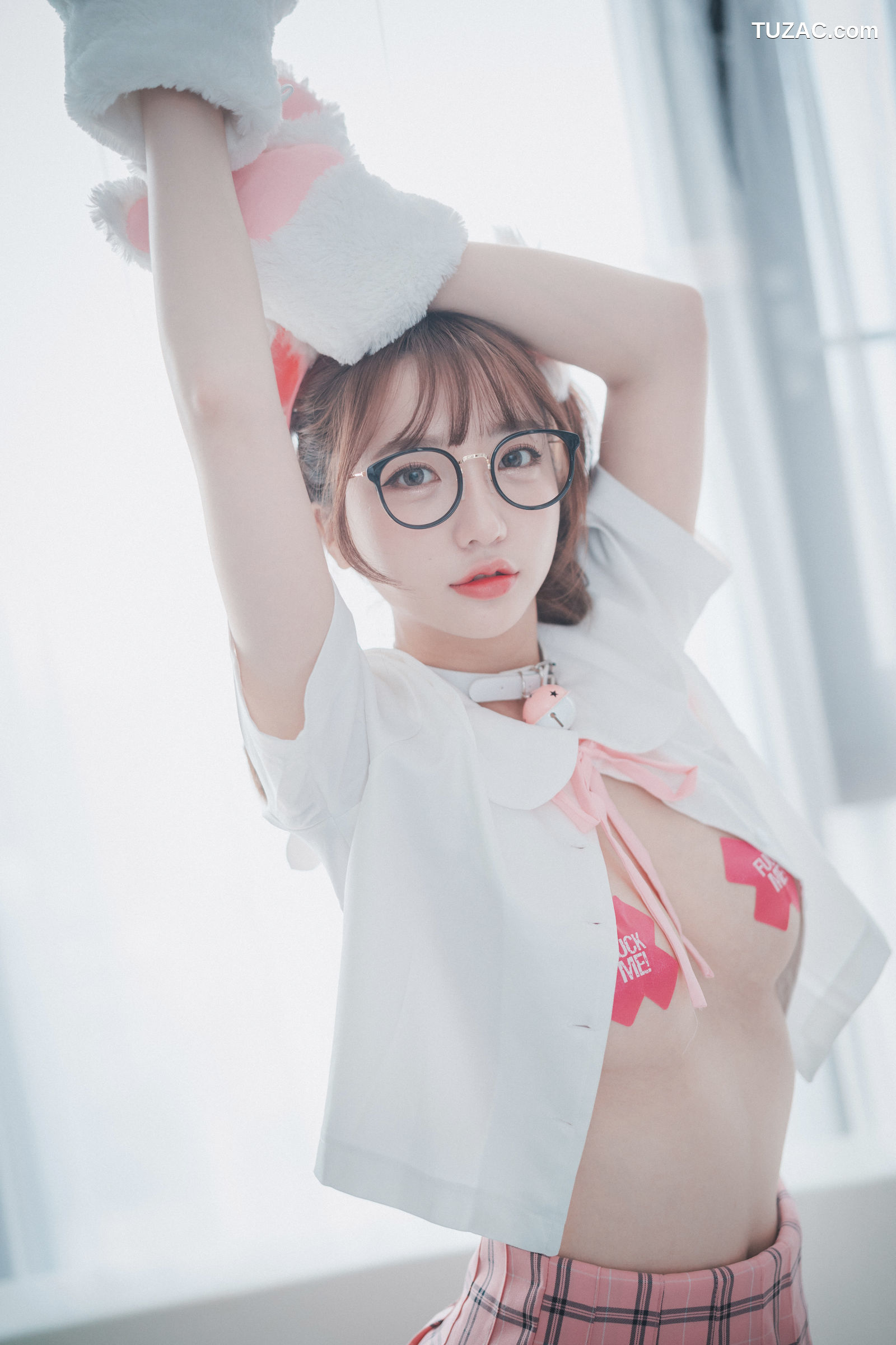 孙乐乐-Son-Ye-Eun-可爱粉红-Cute-Pink
