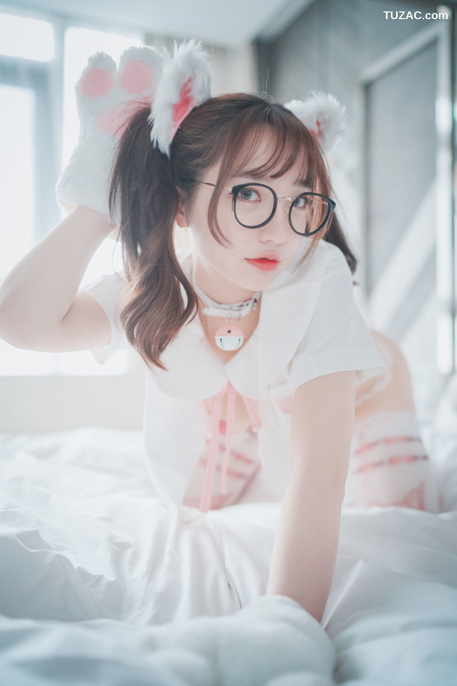孙乐乐-Son-Ye-Eun-可爱粉红-Cute-Pink