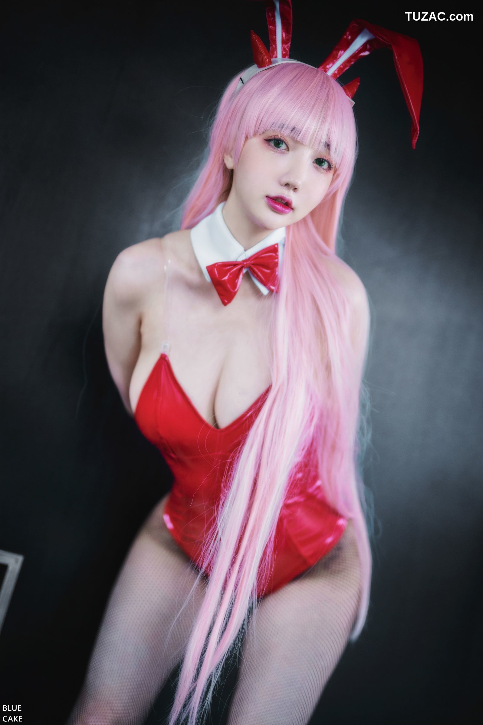 孙乐乐-Son-Ye-Eun-小恶魔红衣兔女郎-IN-THE-SEXXY-002