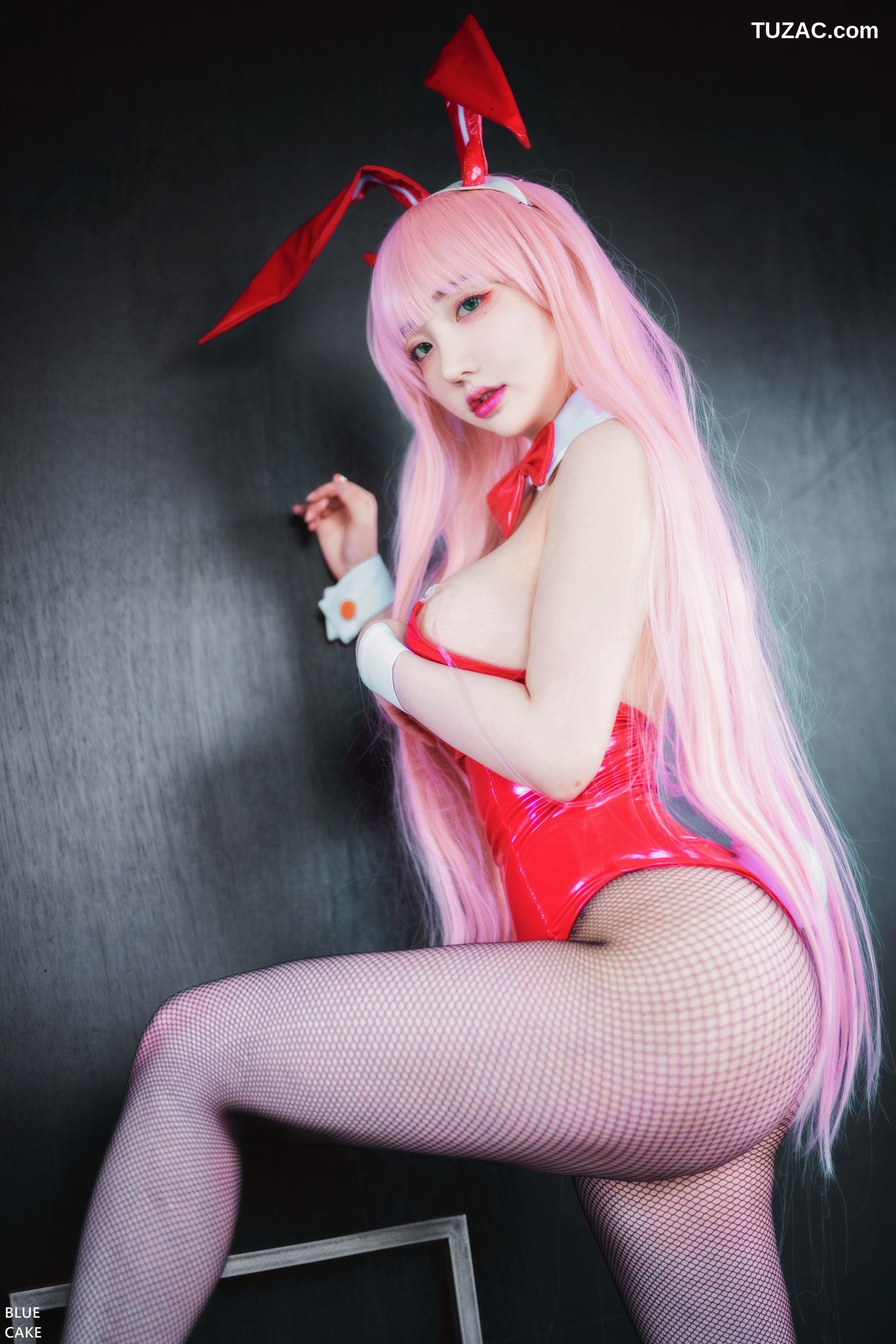 孙乐乐-Son-Ye-Eun-小恶魔红衣兔女郎-IN-THE-SEXXY-002