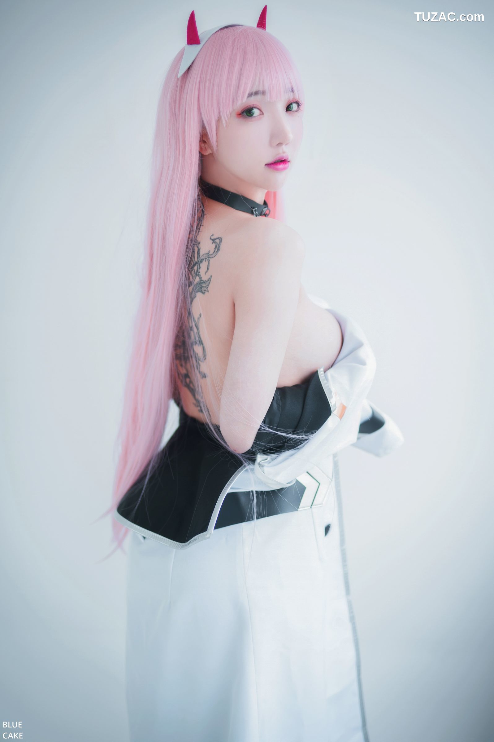 孙乐乐-Son-Ye-Eun-小恶魔红衣兔女郎-IN-THE-SEXXY-002