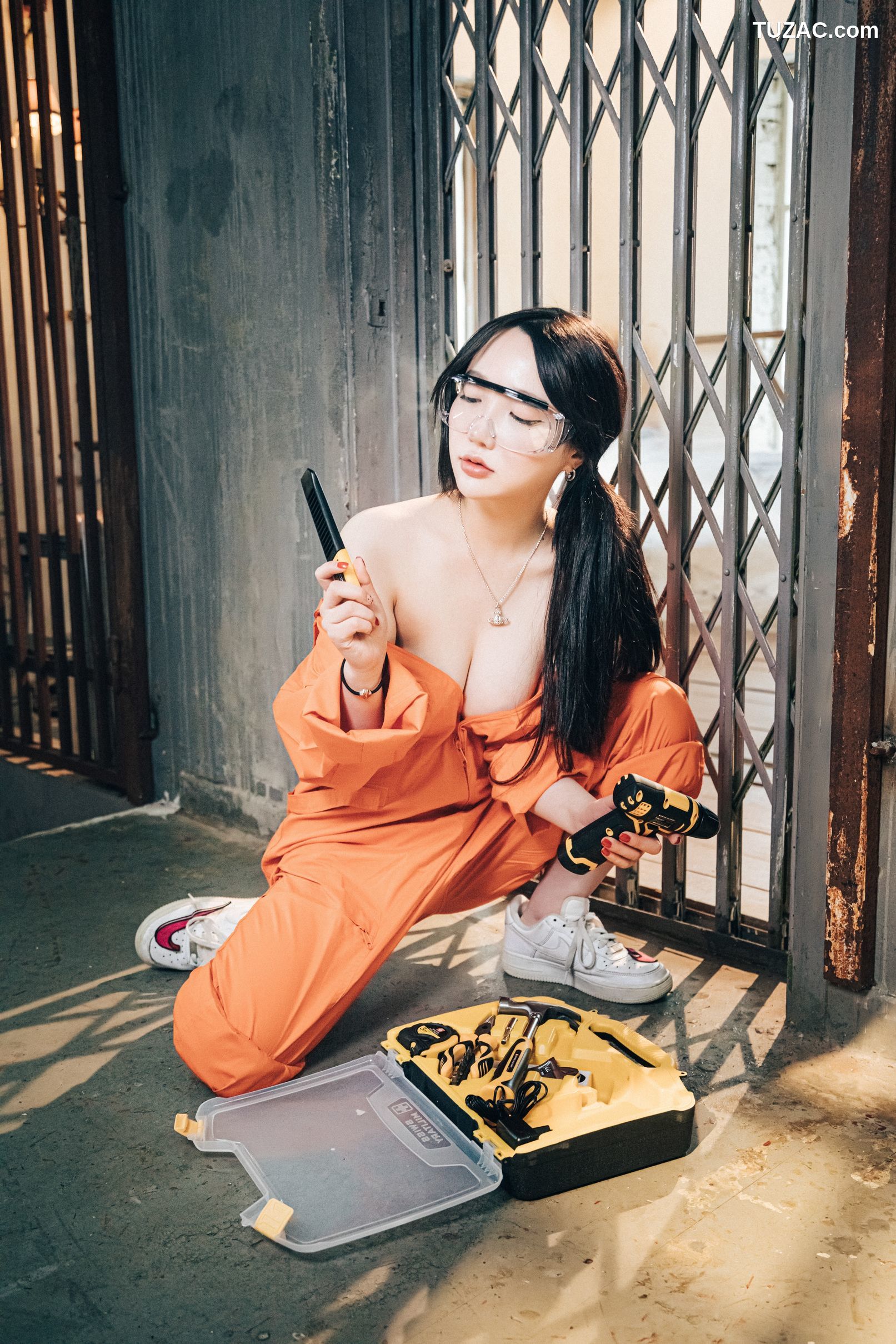 孙乐乐-Son-Ye-Eun-工具在哪里-Where-Are-My-Tools