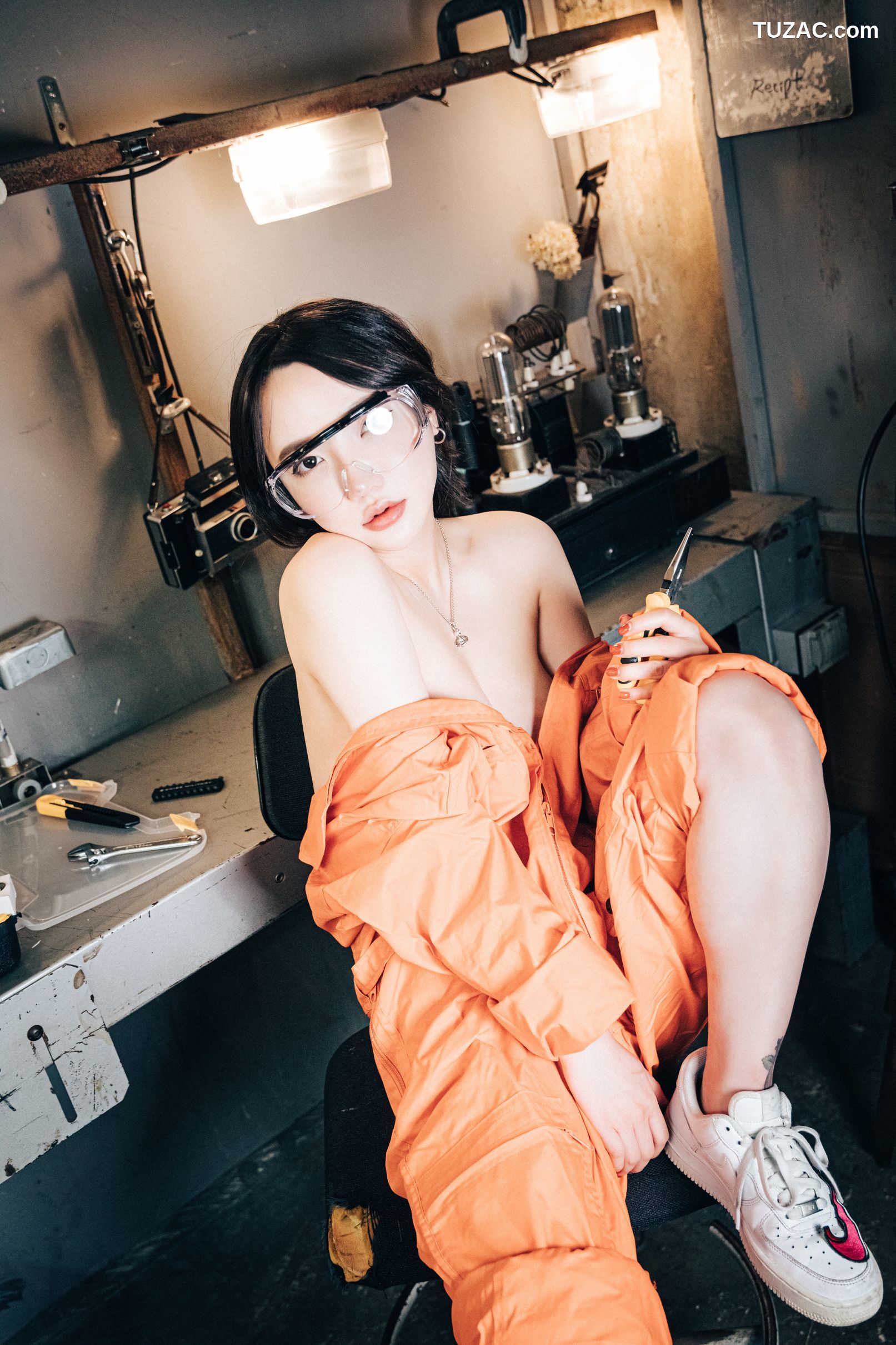 孙乐乐-Son-Ye-Eun-工具在哪里-Where-Are-My-Tools