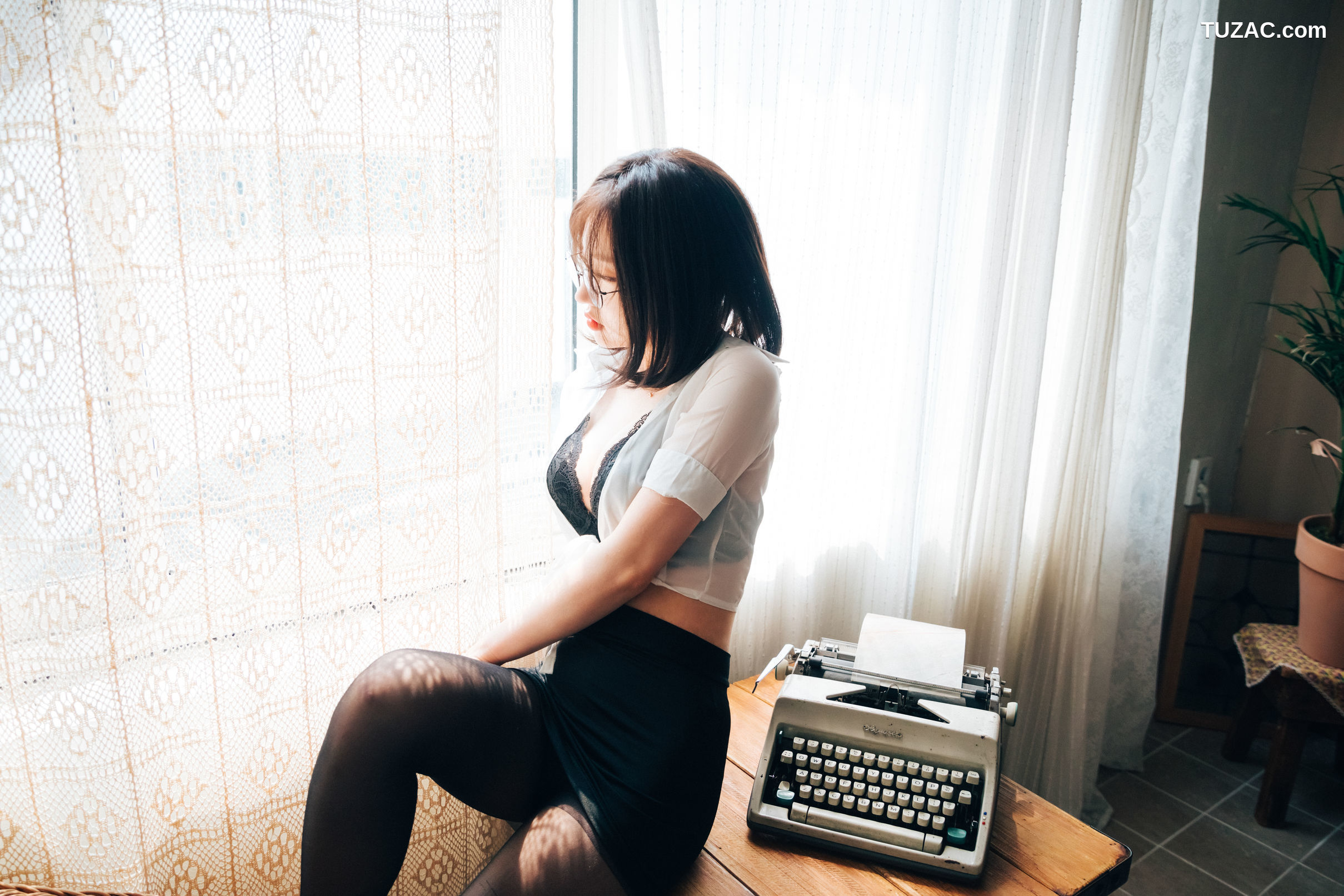 孙乐乐-Son-Ye-Eun-白领美女-Office-Girl-卷1