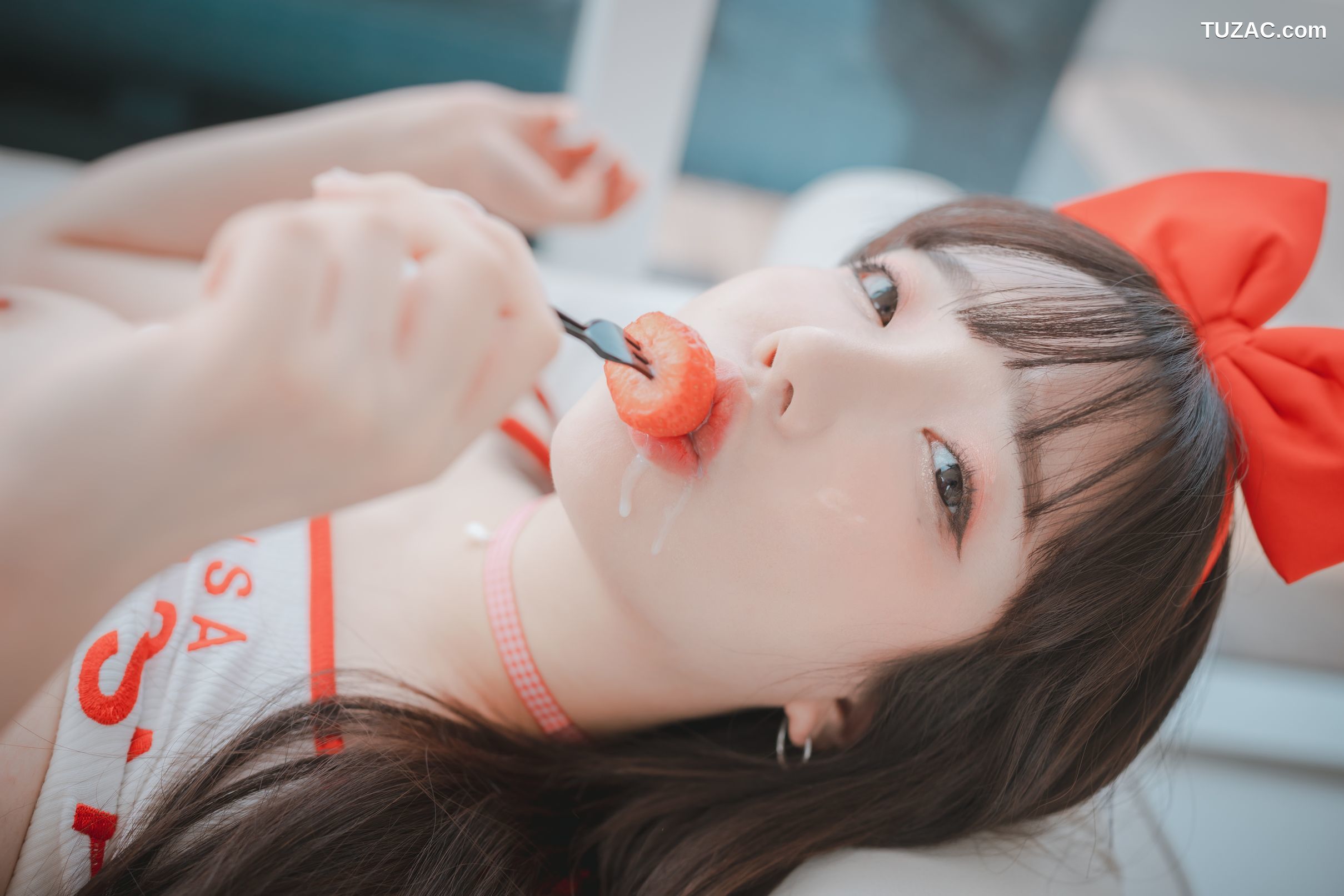孙乐乐-Son-Ye-Eun-草莓女郎-Strawbeery-Girl-无圣光