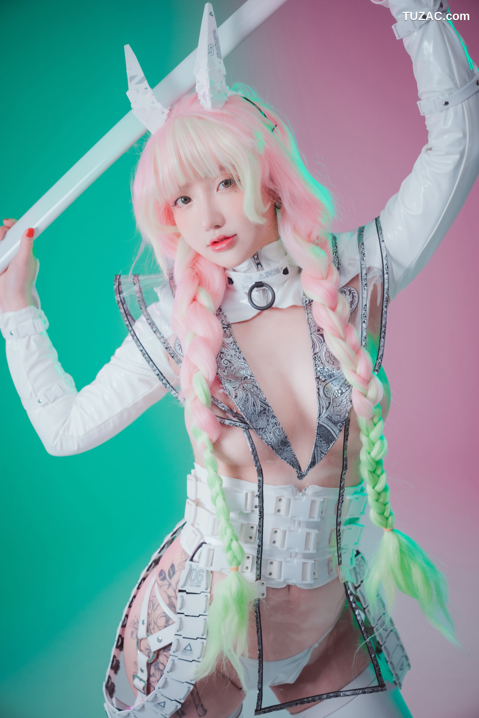 孙乐乐-Son-Ye-Eun-赛博猎人-Cyber-Hunter-Mitsuri-无圣光