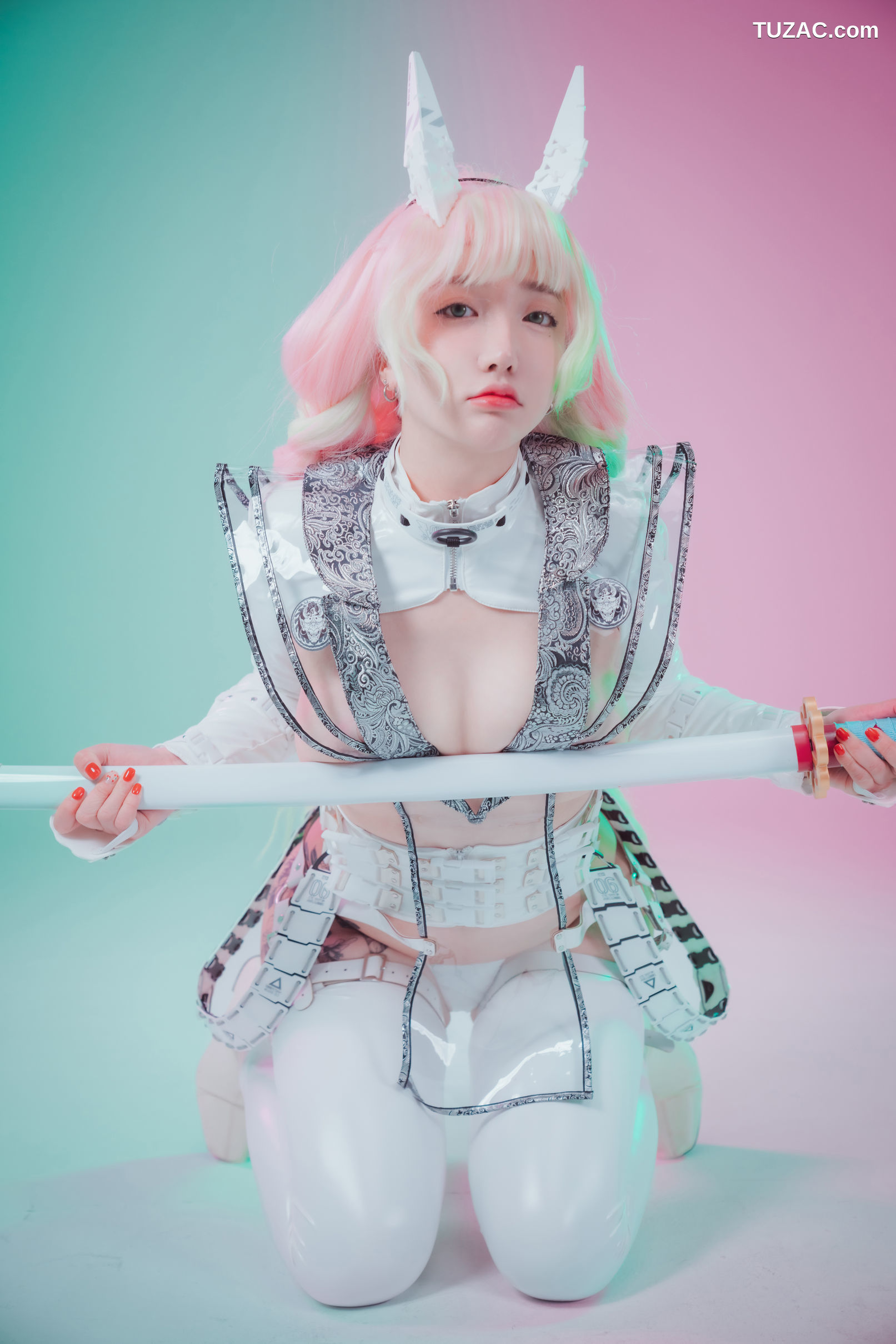 孙乐乐-Son-Ye-Eun-赛博猎人-Cyber-Hunter-Mitsuri-无圣光