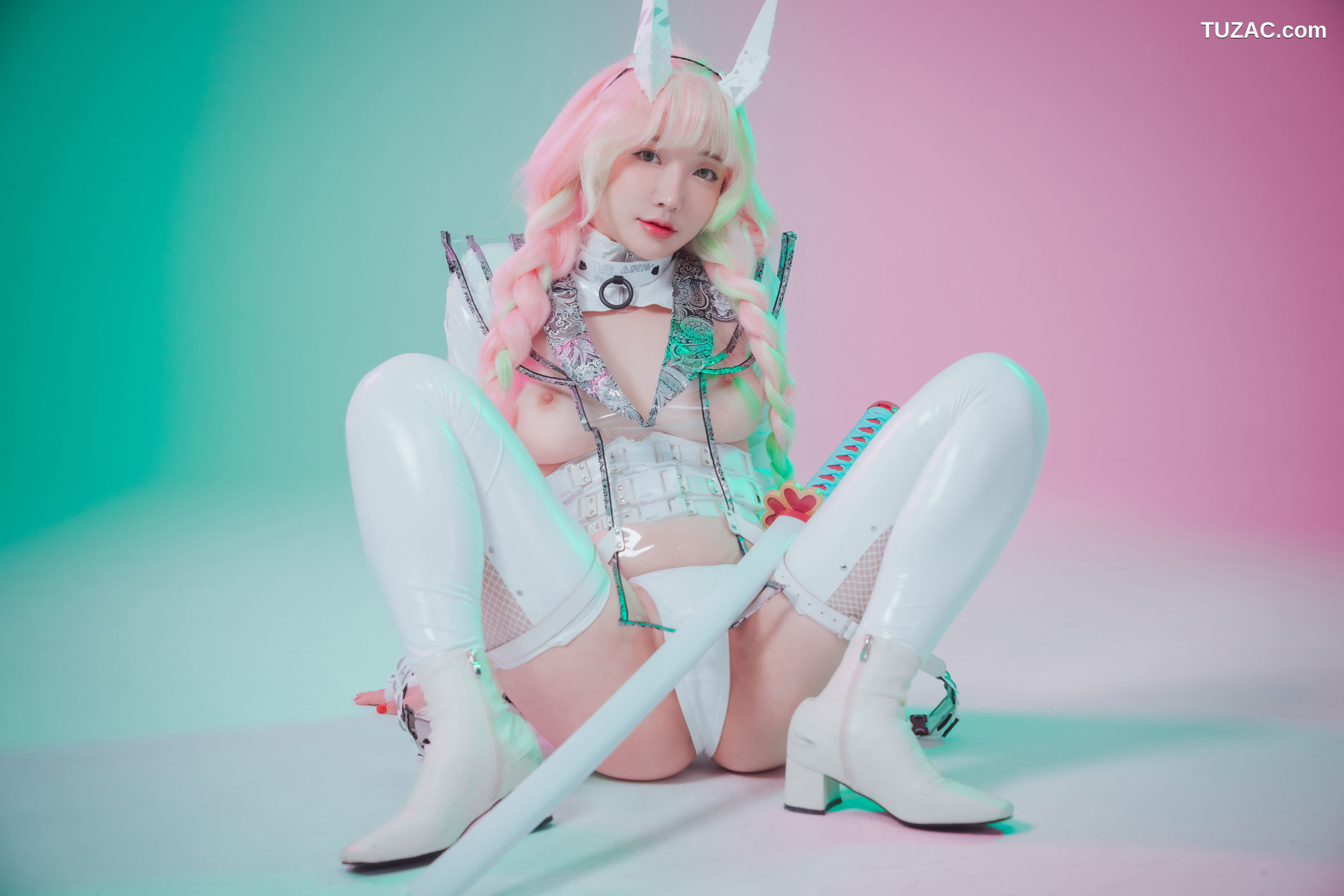 孙乐乐-Son-Ye-Eun-赛博猎人-Cyber-Hunter-Mitsuri-无圣光