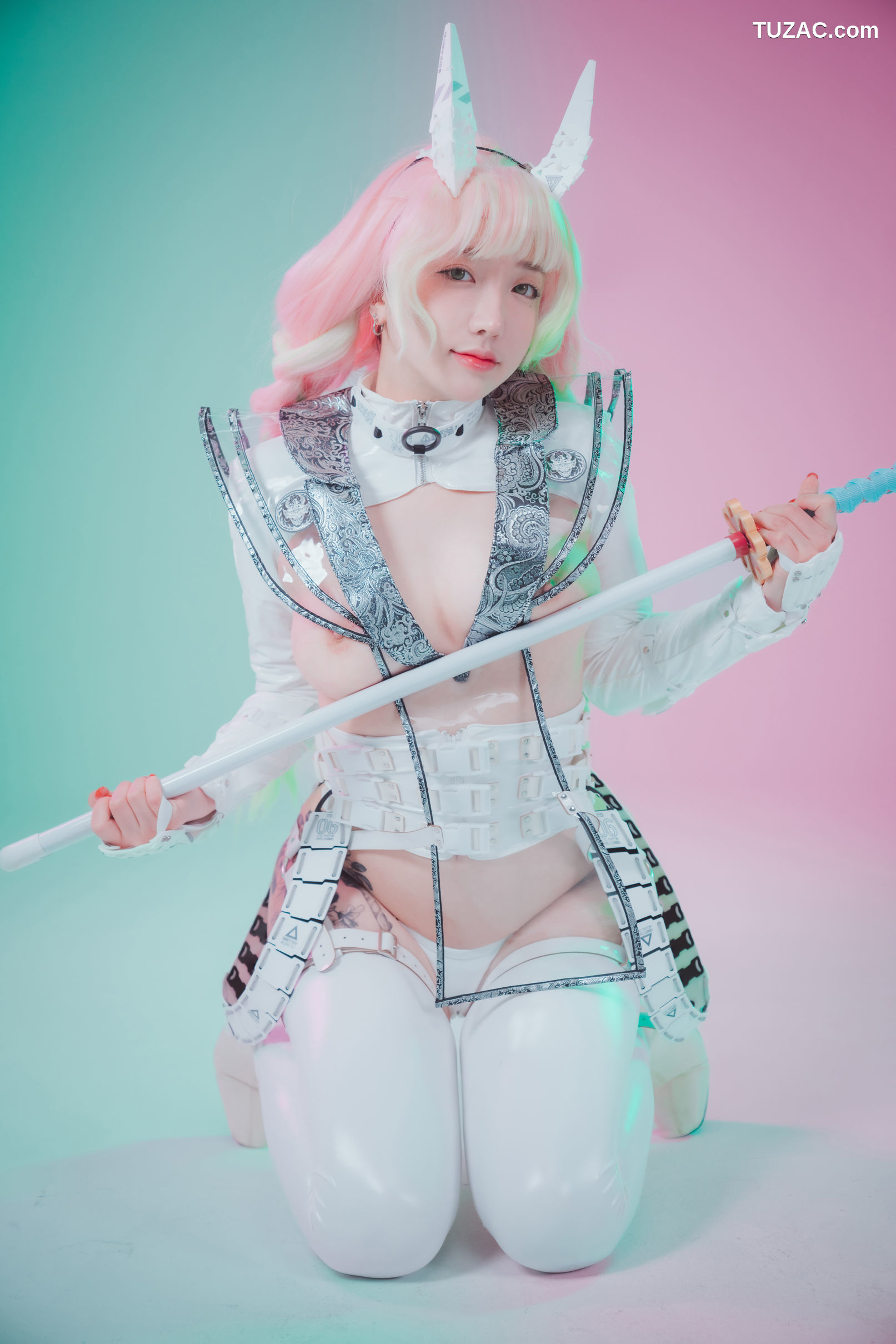 孙乐乐-Son-Ye-Eun-赛博猎人-Cyber-Hunter-Mitsuri-无圣光