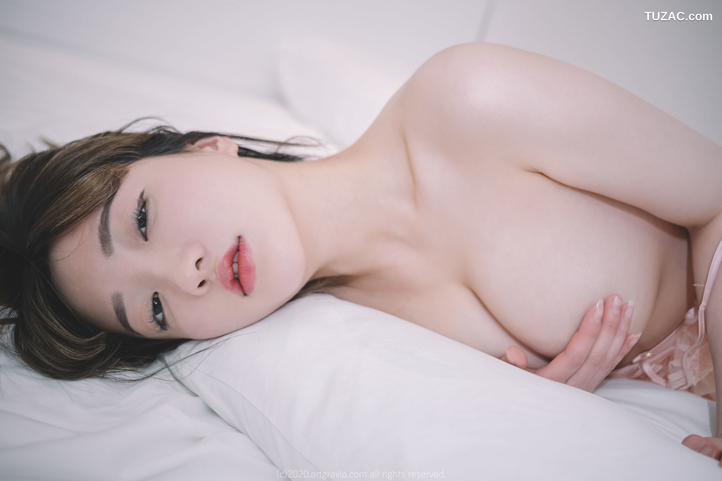 孙乐乐-Son-YeEun-ArtGravia-224-肉色吊带纱裙白T牛仔短裤
