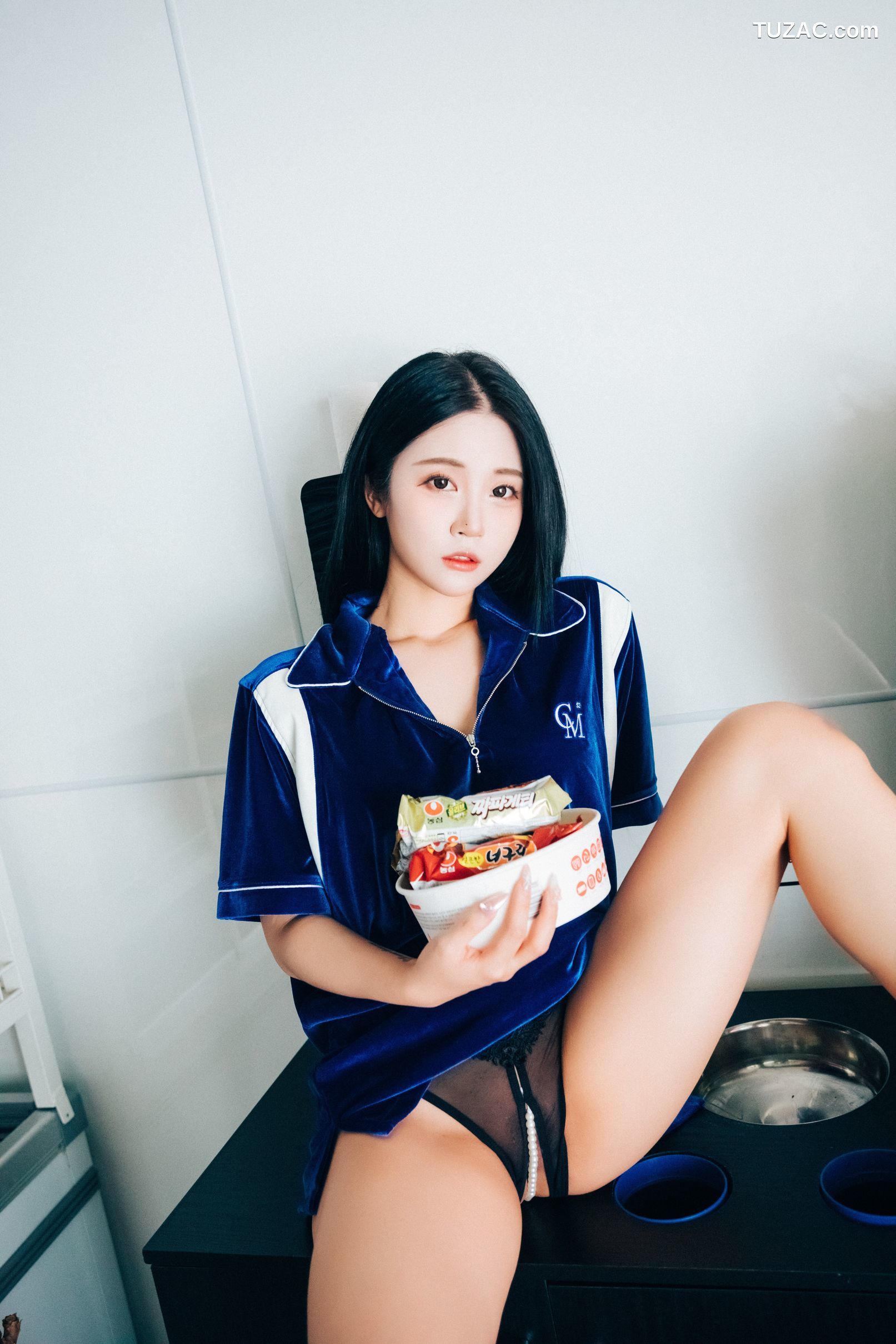 尹宝美-Bomi-便利店兼职-Part-Timer-Loozy