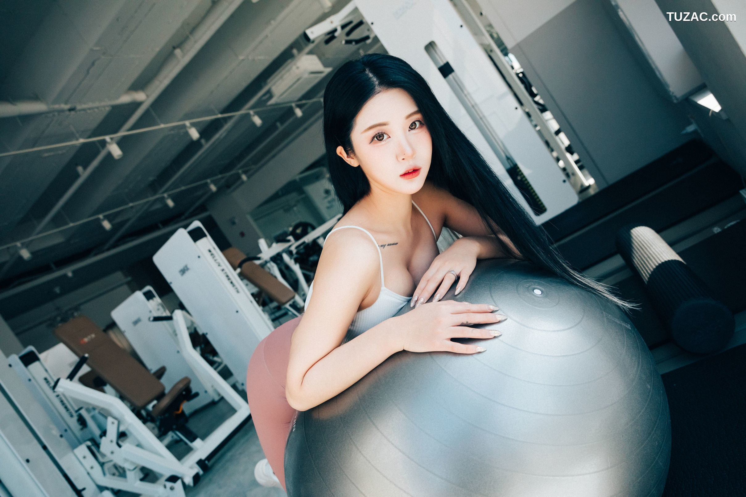 尹宝美-Bomi-健身馆美女-PT-Girl-Loozy