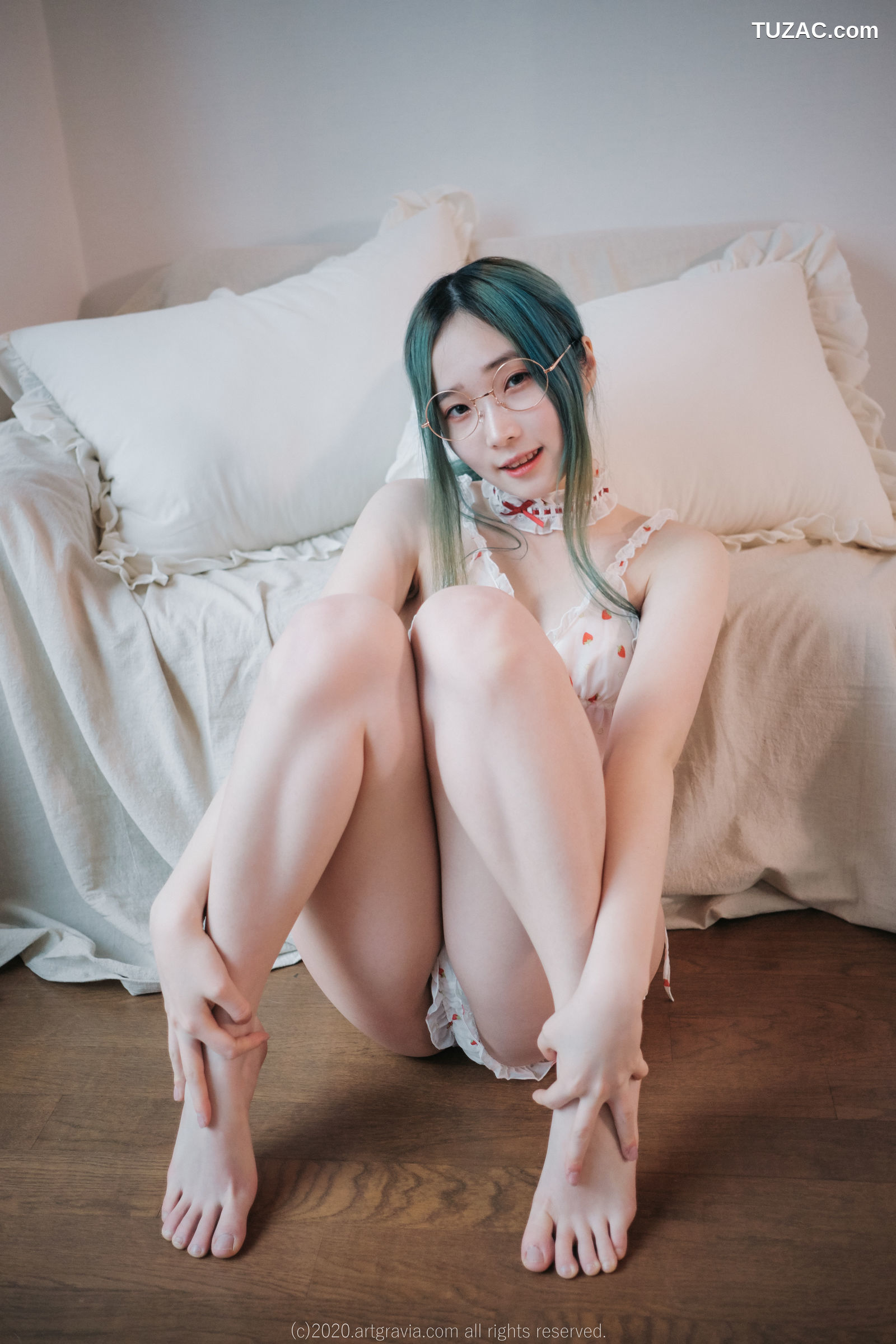 斑比-Bambi-可爱草莓-ArtGravia-160