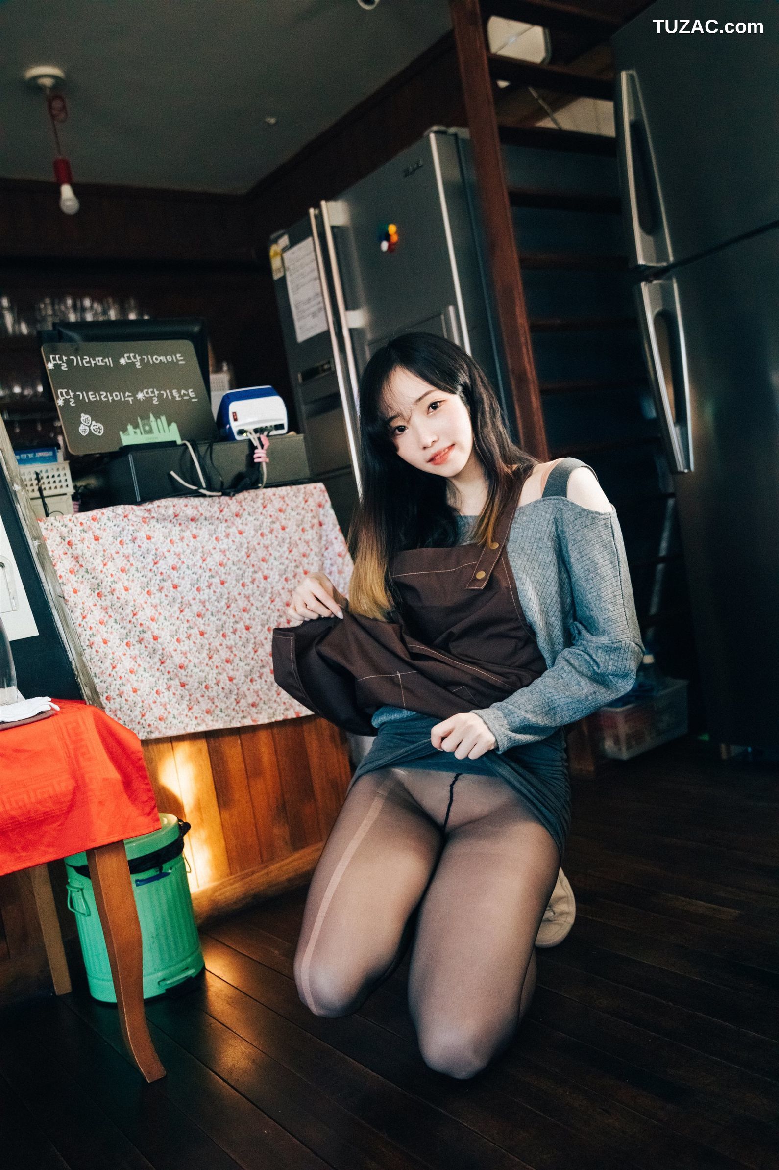 斑比-Bambi-咖啡时间-Cafe-Alba-Loozy