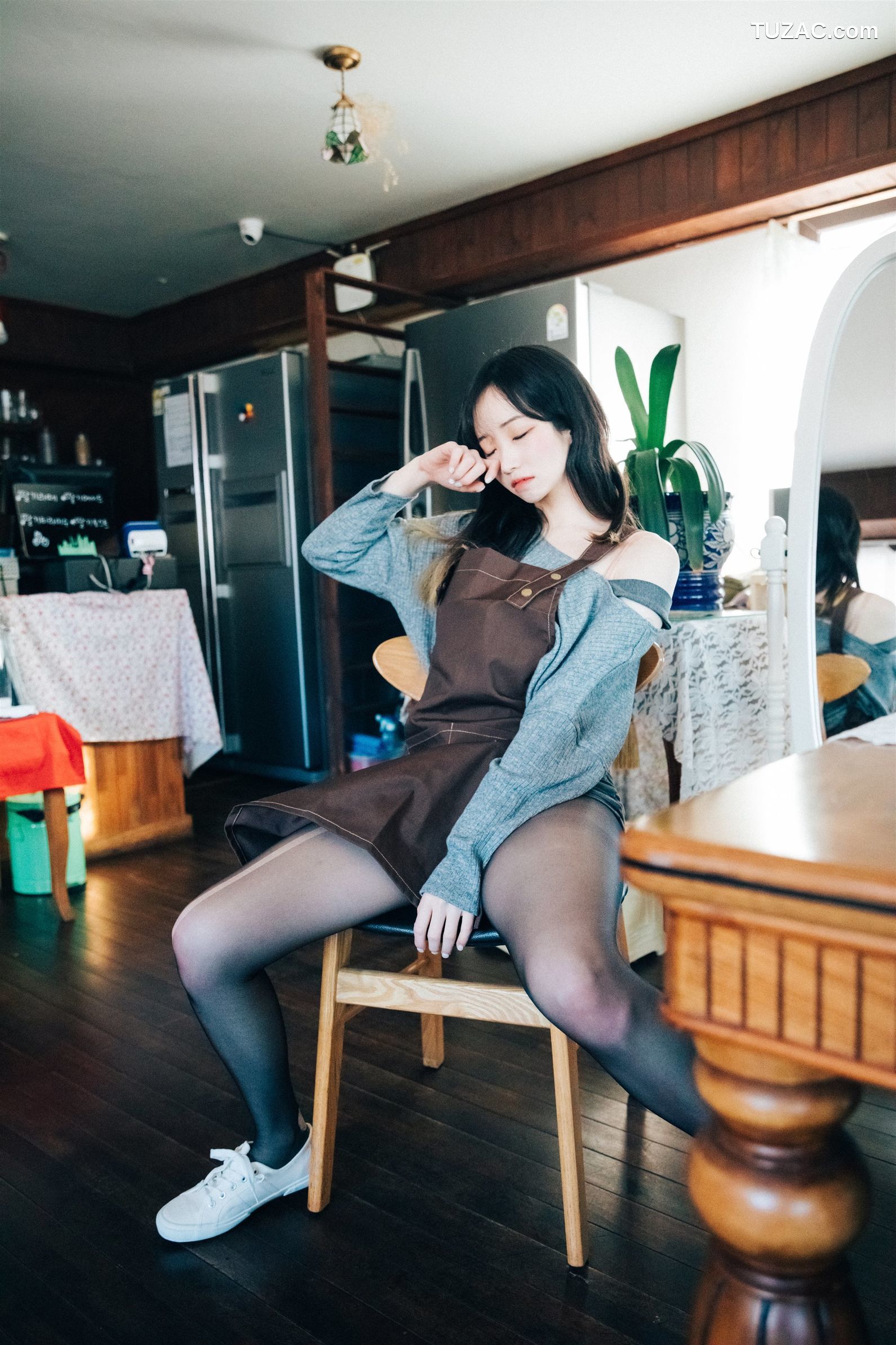 斑比-Bambi-咖啡时间-Cafe-Alba-Loozy