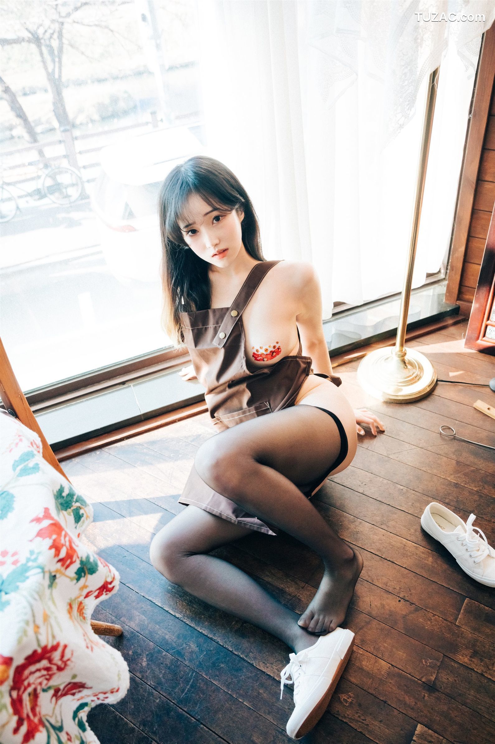 斑比-Bambi-咖啡时间-Cafe-Alba-Loozy