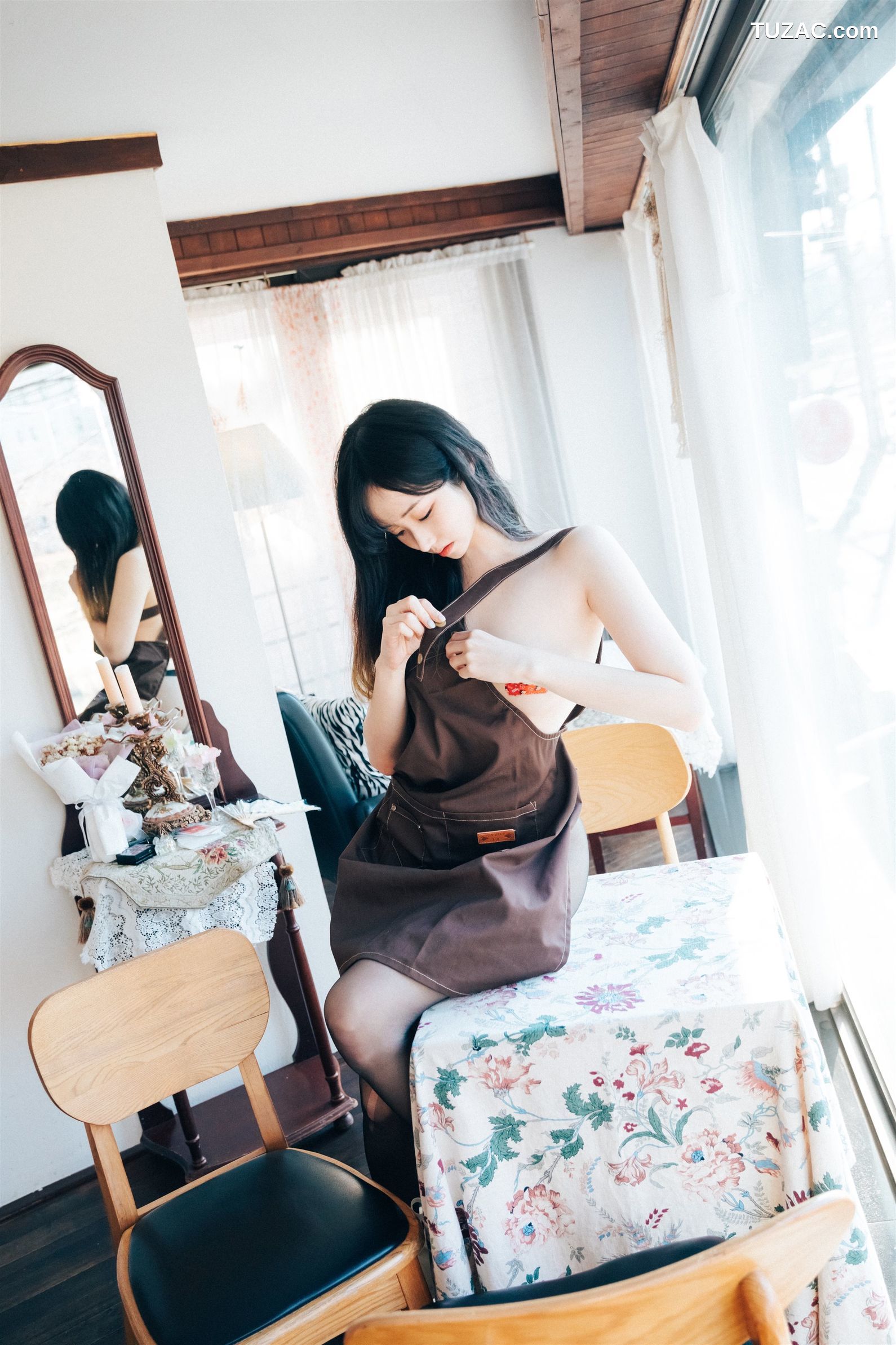 斑比-Bambi-咖啡时间-Cafe-Alba-Loozy