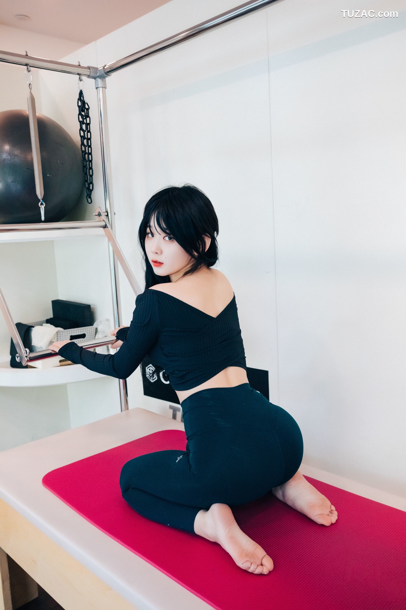 琪雅-Zia-Pilates-Instructor-Loozy