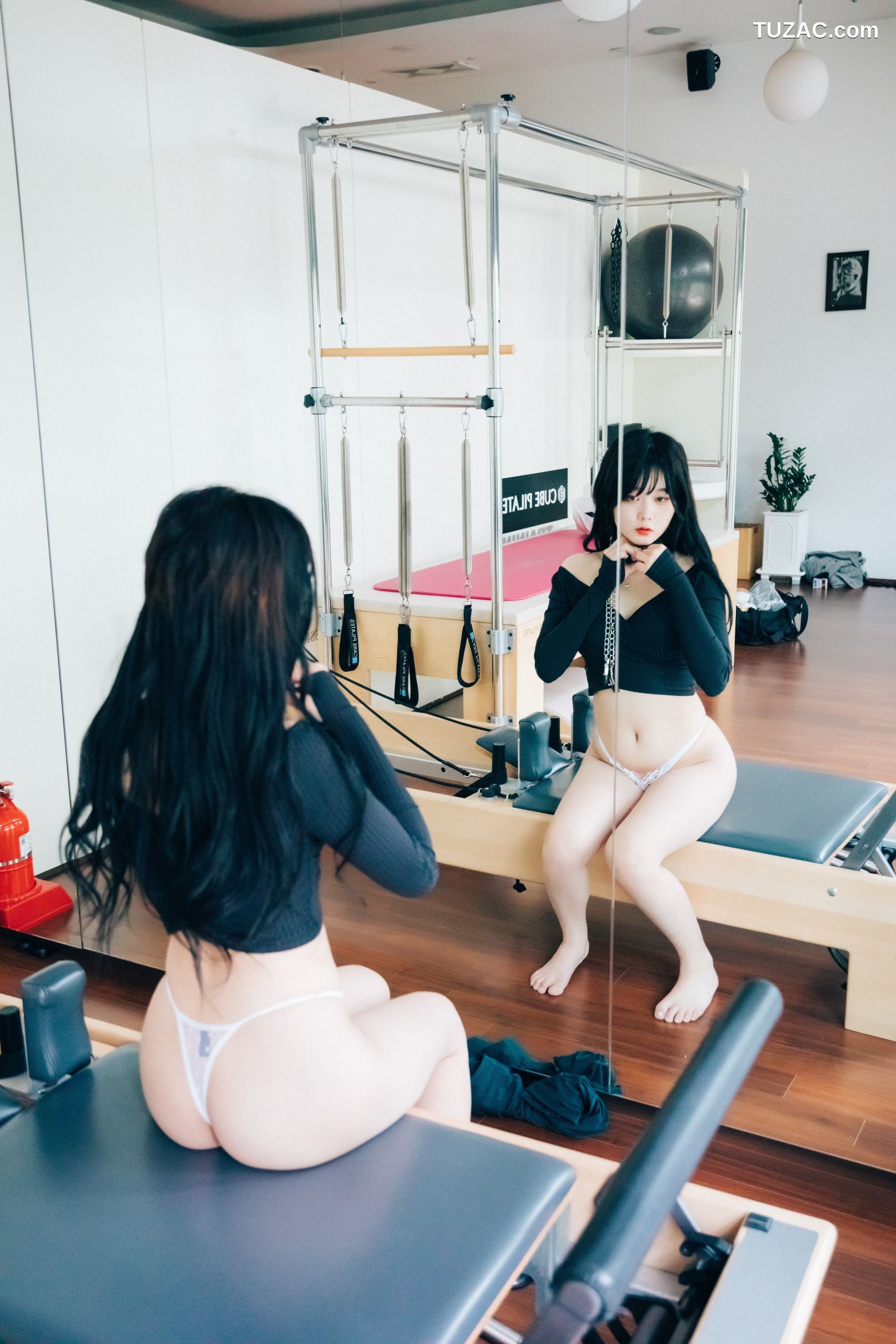 琪雅-Zia-Pilates-Instructor-Loozy
