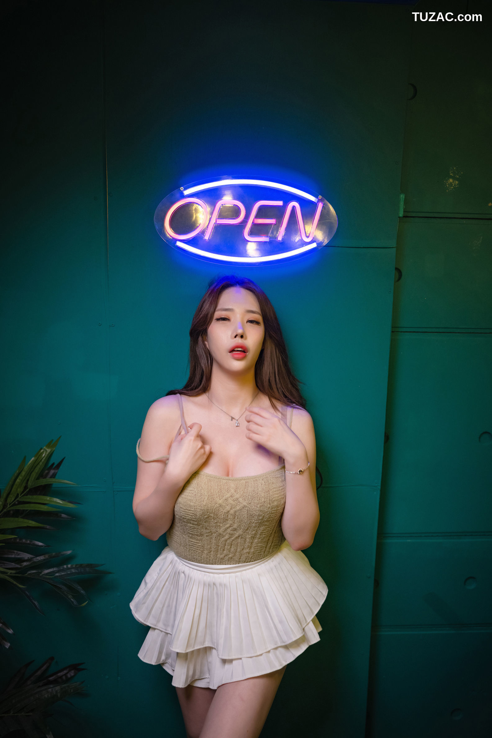 韩国美女-Hani-全裸面试-A-Naked-Interview-BUNNY