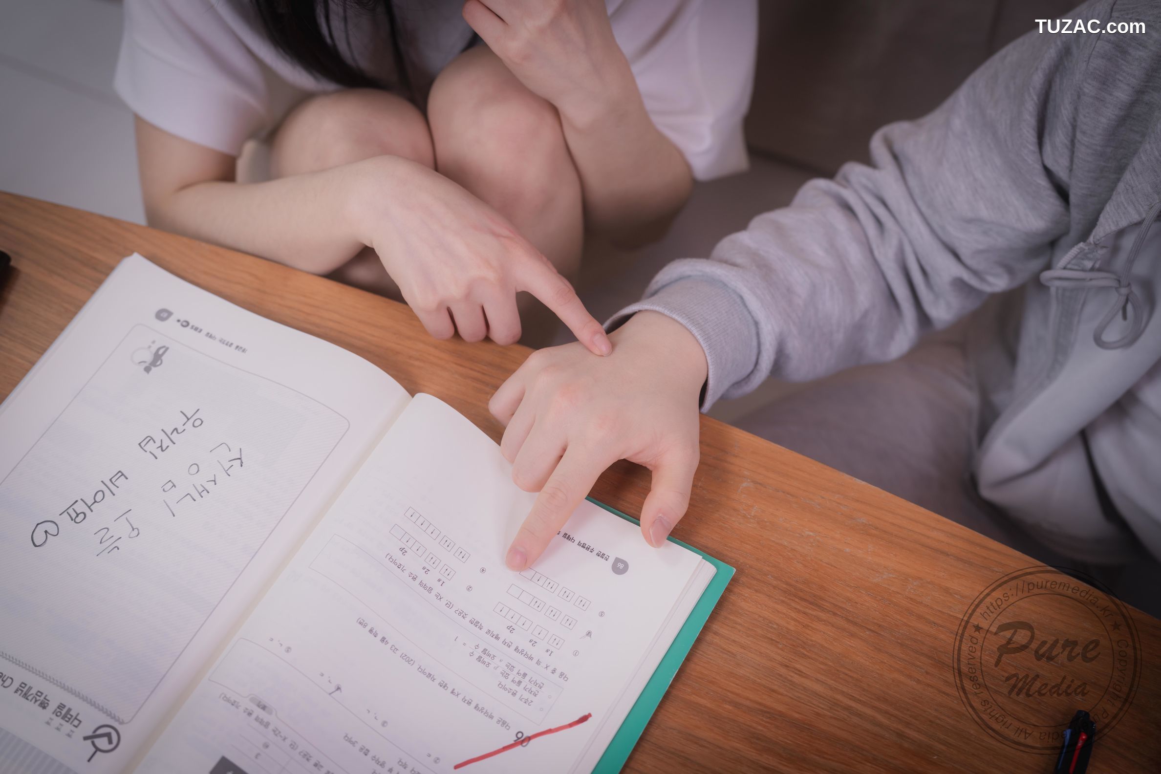 韩国美女-Hina-美女的秘密补习-Secret-Tutoring-With-Slut-Girl-Pure-Media-279
