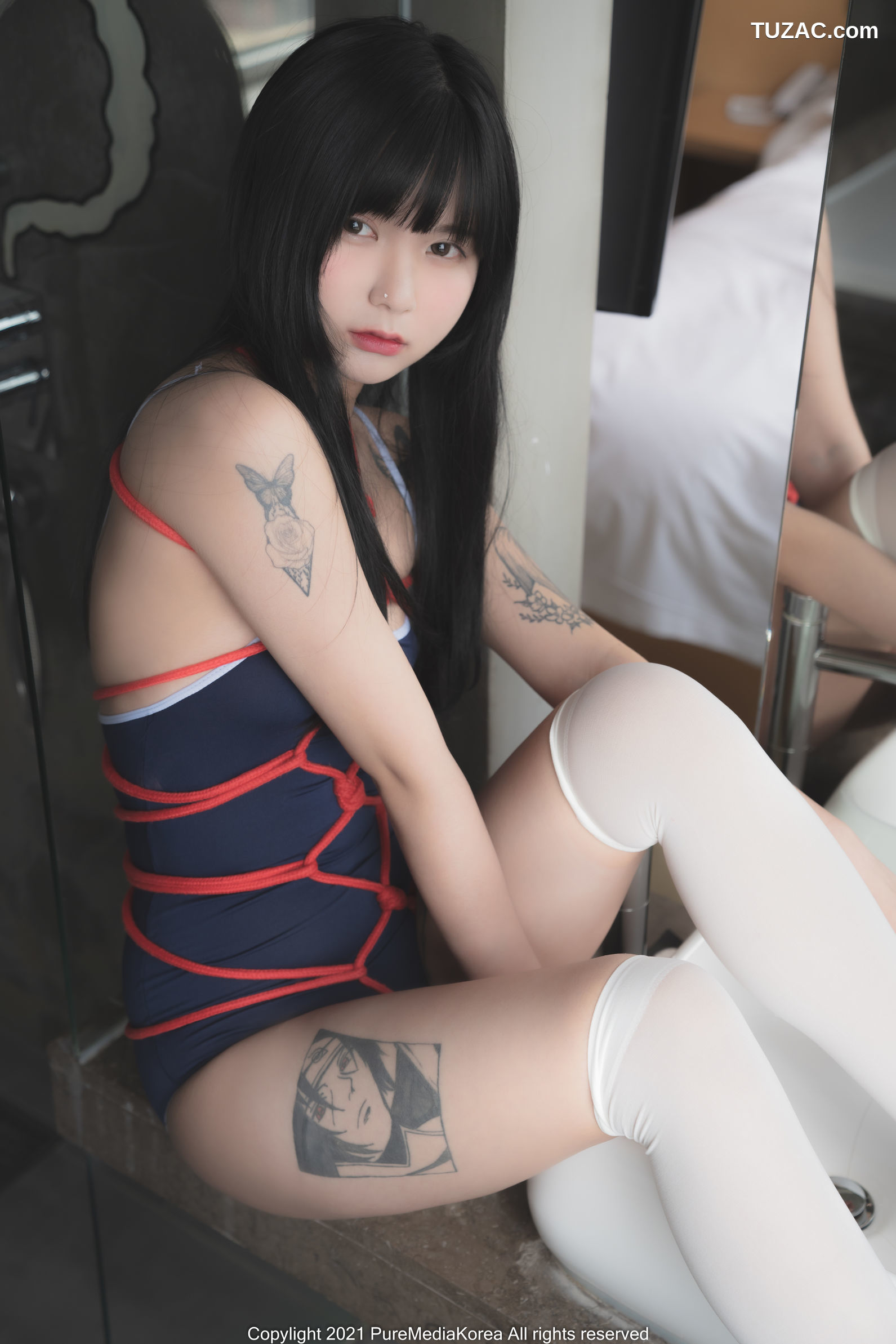 韩国美女-Hizzy-黑色透视情趣学生裙装红绳捆绑-Pure-Media-Vol.073