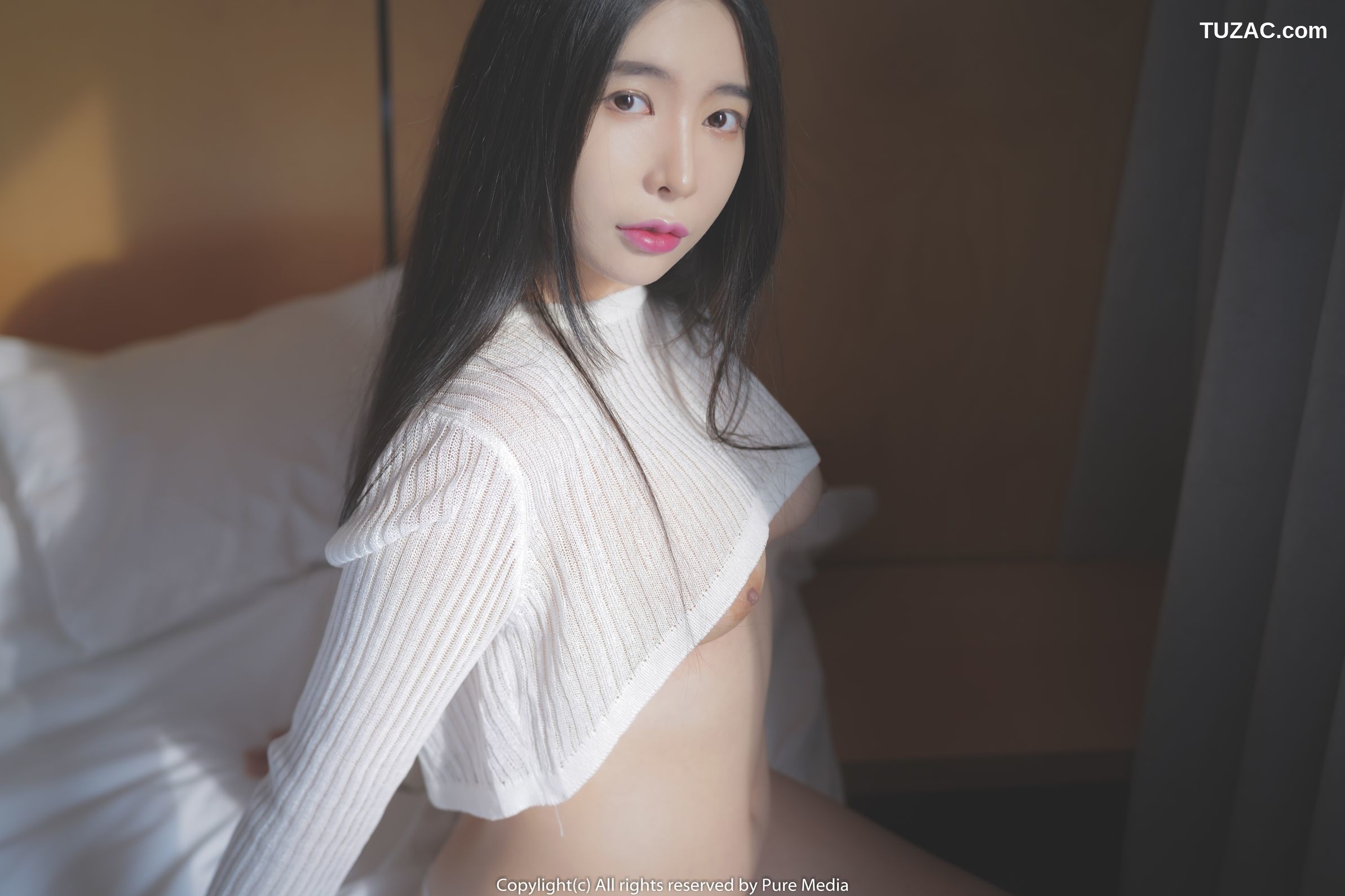 韩国美女-Hongsi-白色轻透针织衫-红色胶带遮点-Pure-Media-Vol.053